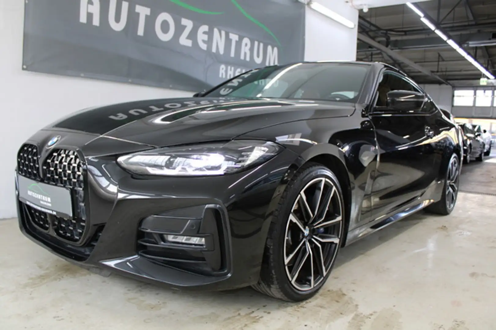 BMW 420 i M Sport Coupe Widescreen/Virtual/H&K/LED Czarny - 1