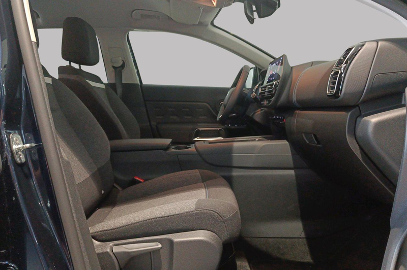 Citroen C5 Aircross Hybrid — photo 8