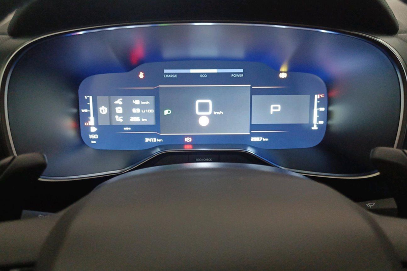 Citroen C5 Aircross Hybrid — photo 13