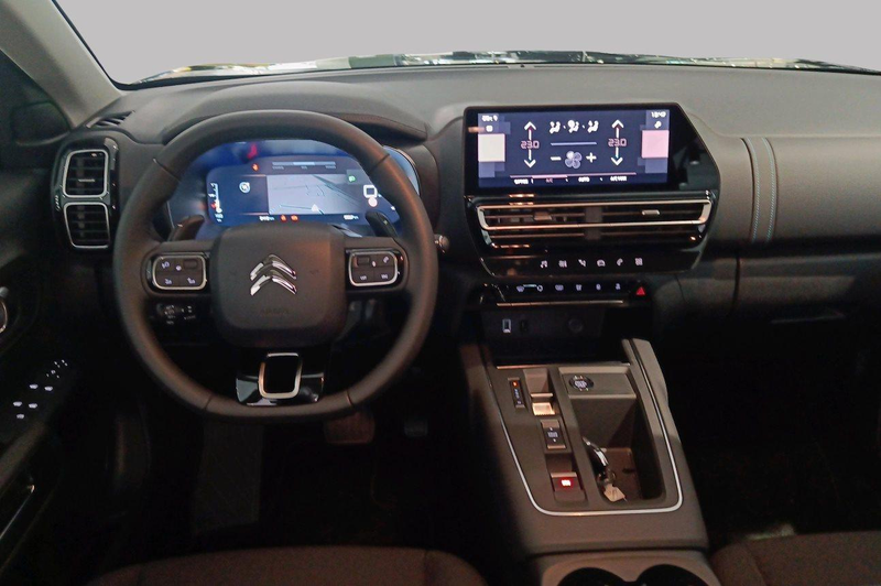 Citroen C5 Aircross Hybrid — photo 11