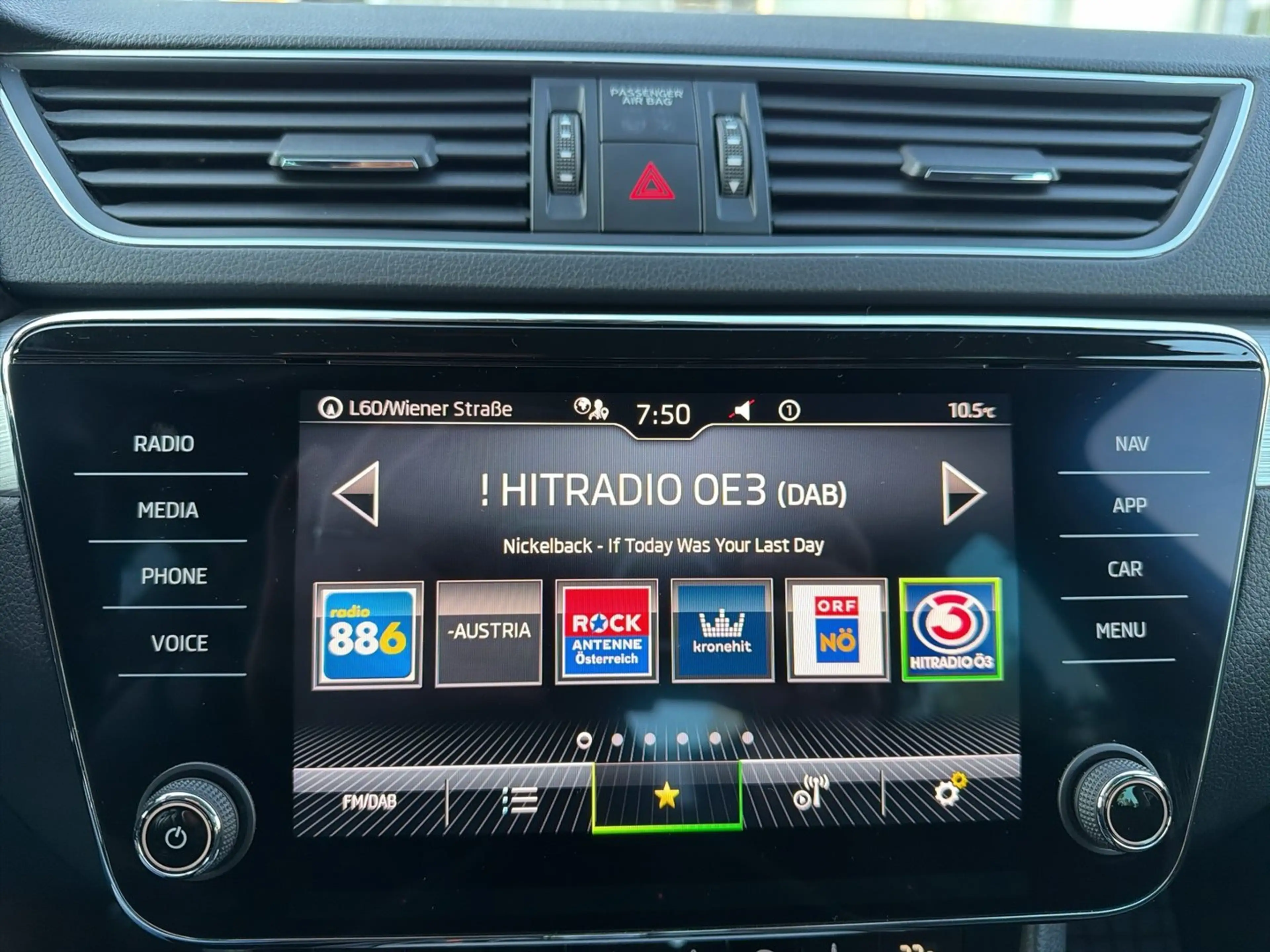 Skoda Superb 4x4 Ambition TDI DSG — photo 9