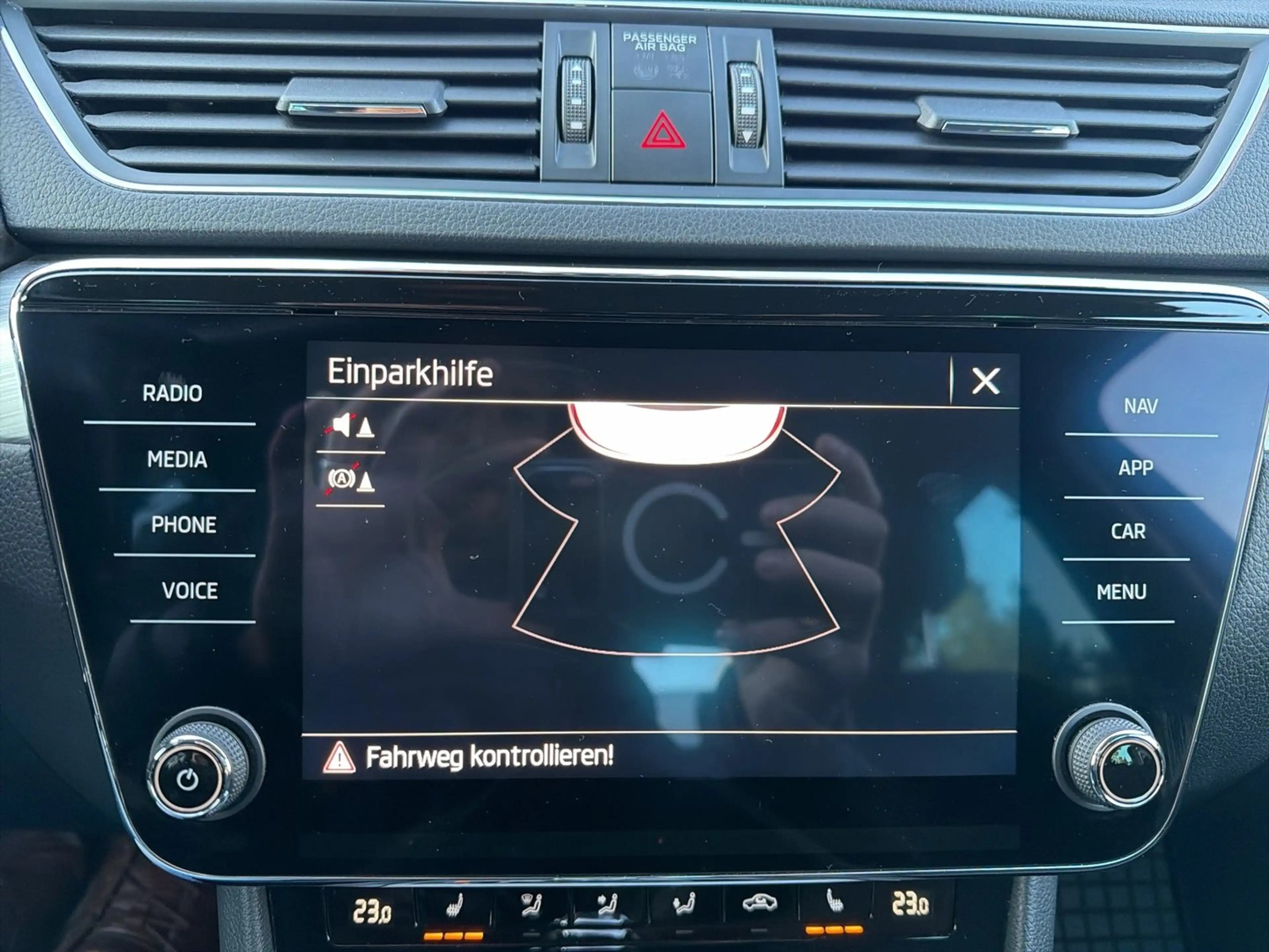Skoda Superb 4x4 Ambition TDI DSG — photo 14