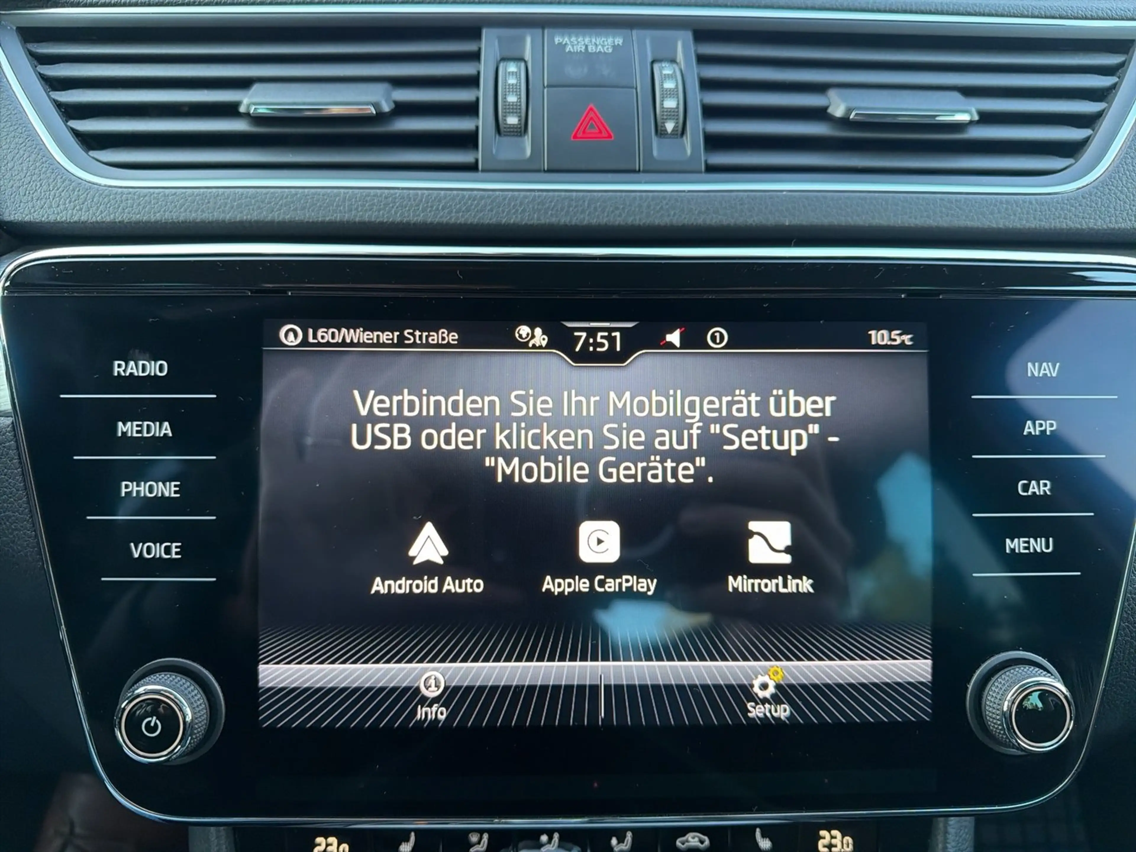 Skoda Superb 4x4 Ambition TDI DSG — photo 12