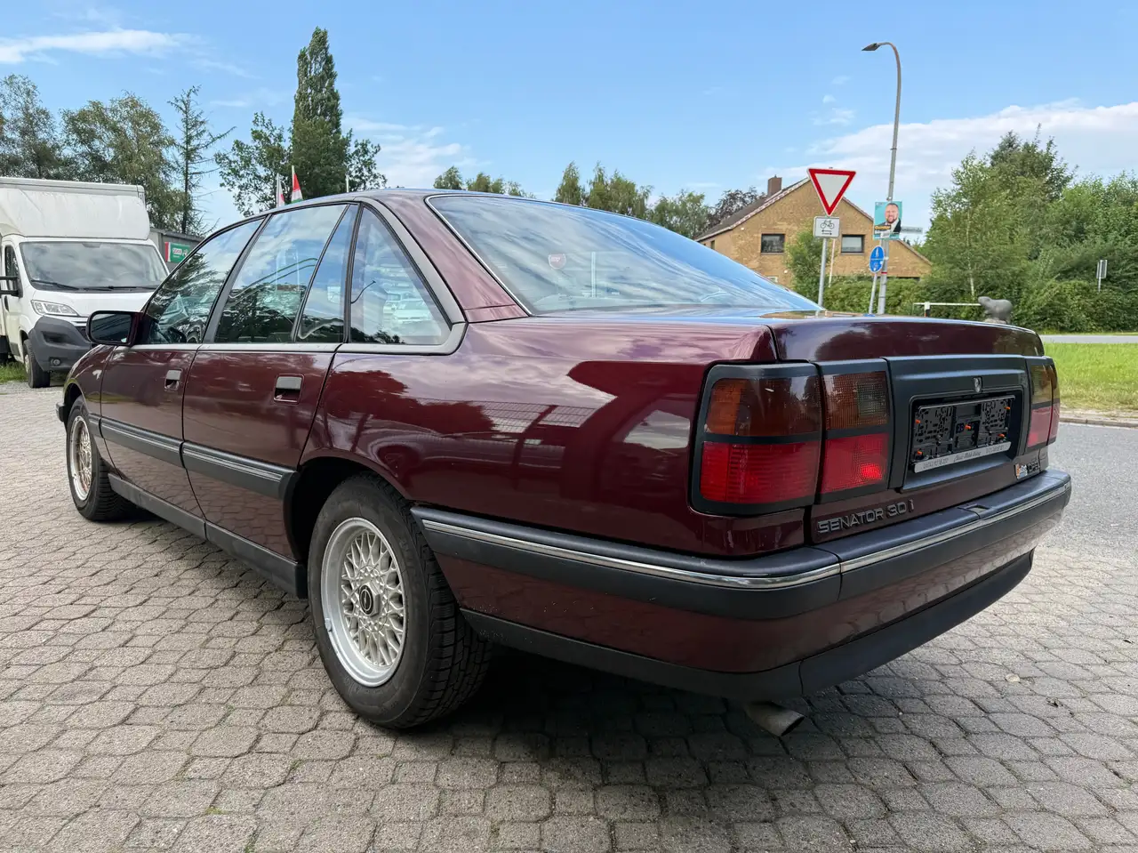 Opel Senator B 3.0i *nur 132 TKM*HU/AU 1/2028*H-Kennzeichen*Leder*Automatik*SD*, foto 8