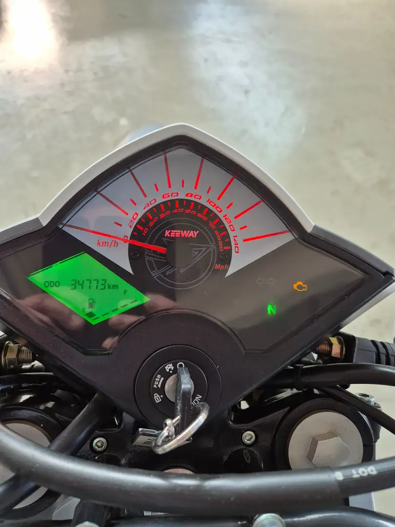 Keeway RKV 125 Negro - 1
