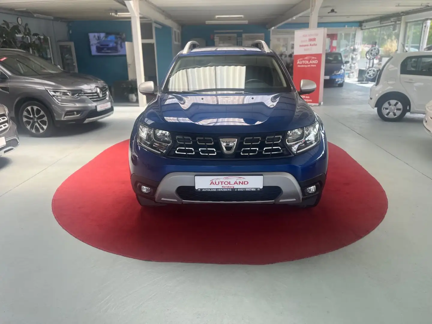 Dacia Duster II Celebration 4WD AHK NAVI 1HD TEMP SHZ Blau - 2