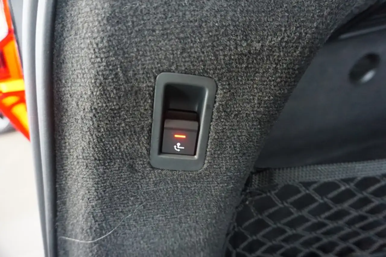Audi A6 Avant 55 TFSI e quattro sport S line HuD Matrix..., миниатюра 12
