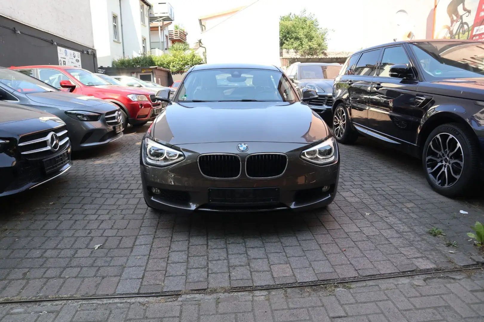 BMW 120 d Lim. 5-trg. AHK/Navi-Profi/Leder/PDC - 2