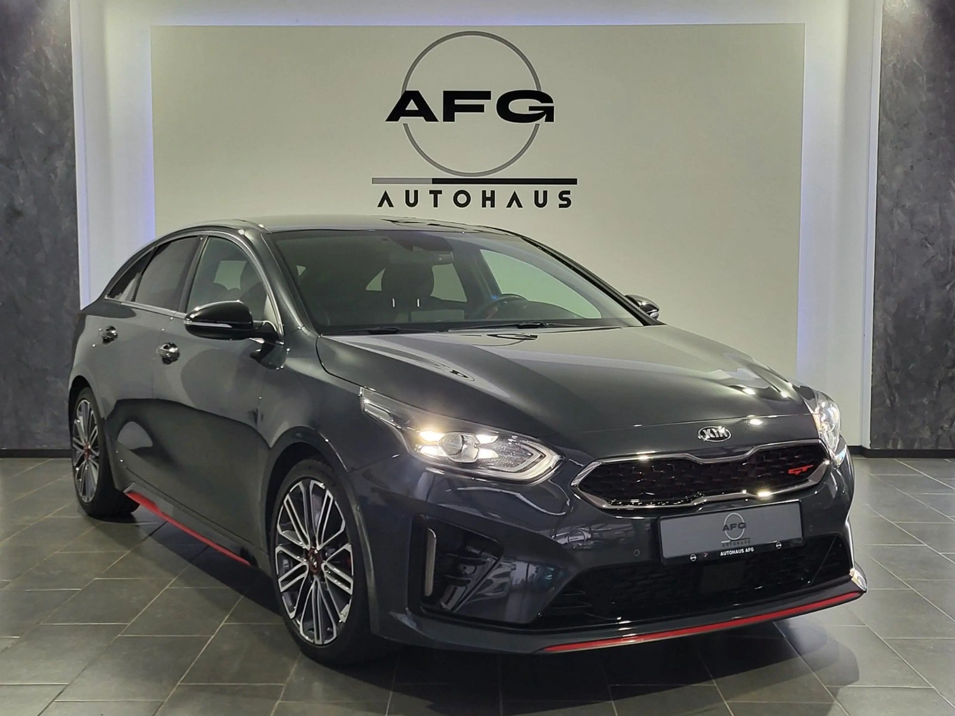 Kia ProCeed / pro_cee'd ProCeed GT*LHZ*SHZ*CARPLAY* — photo 3