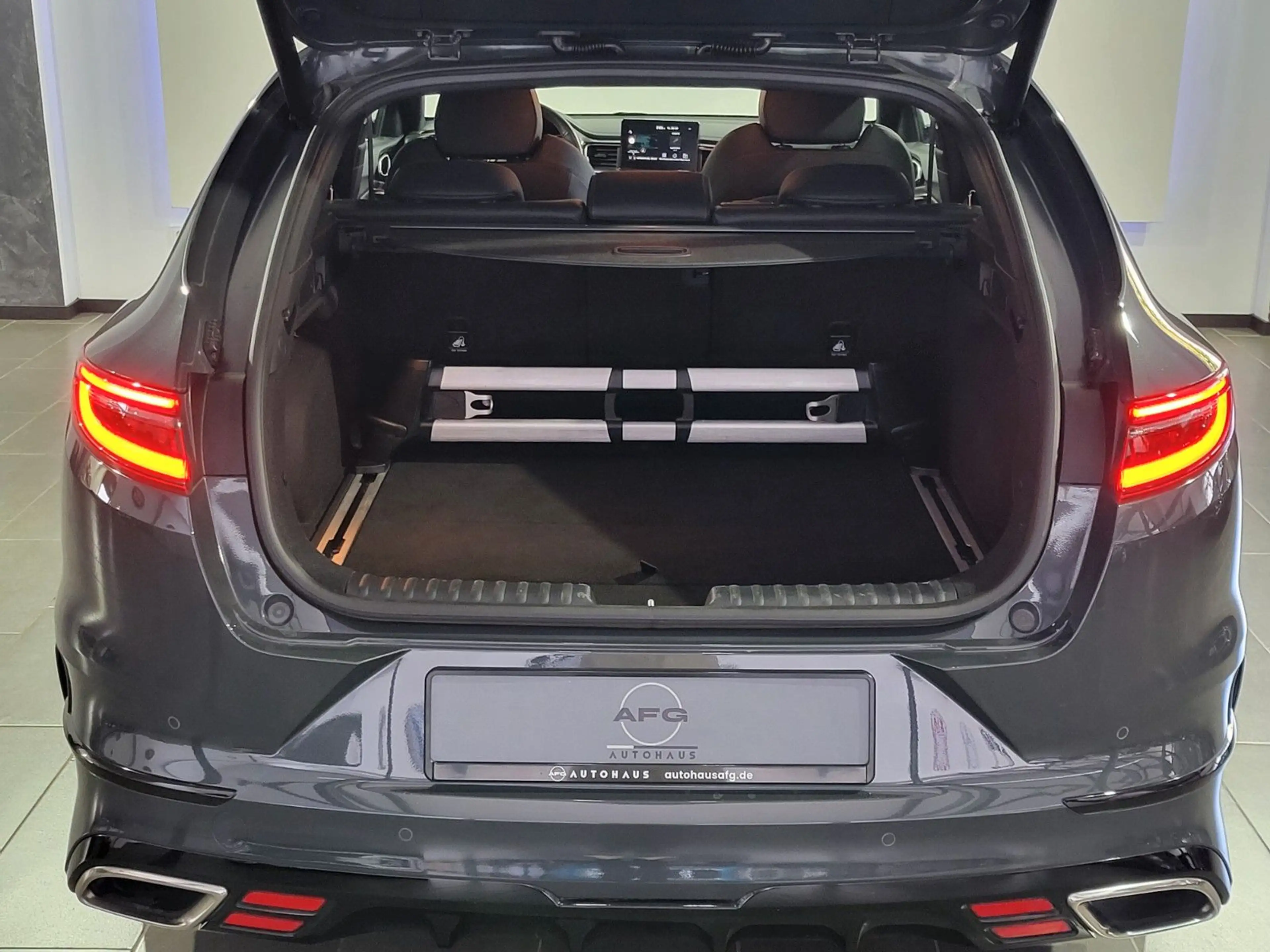 Kia ProCeed / pro_cee'd ProCeed GT*LHZ*SHZ*CARPLAY* — photo 12