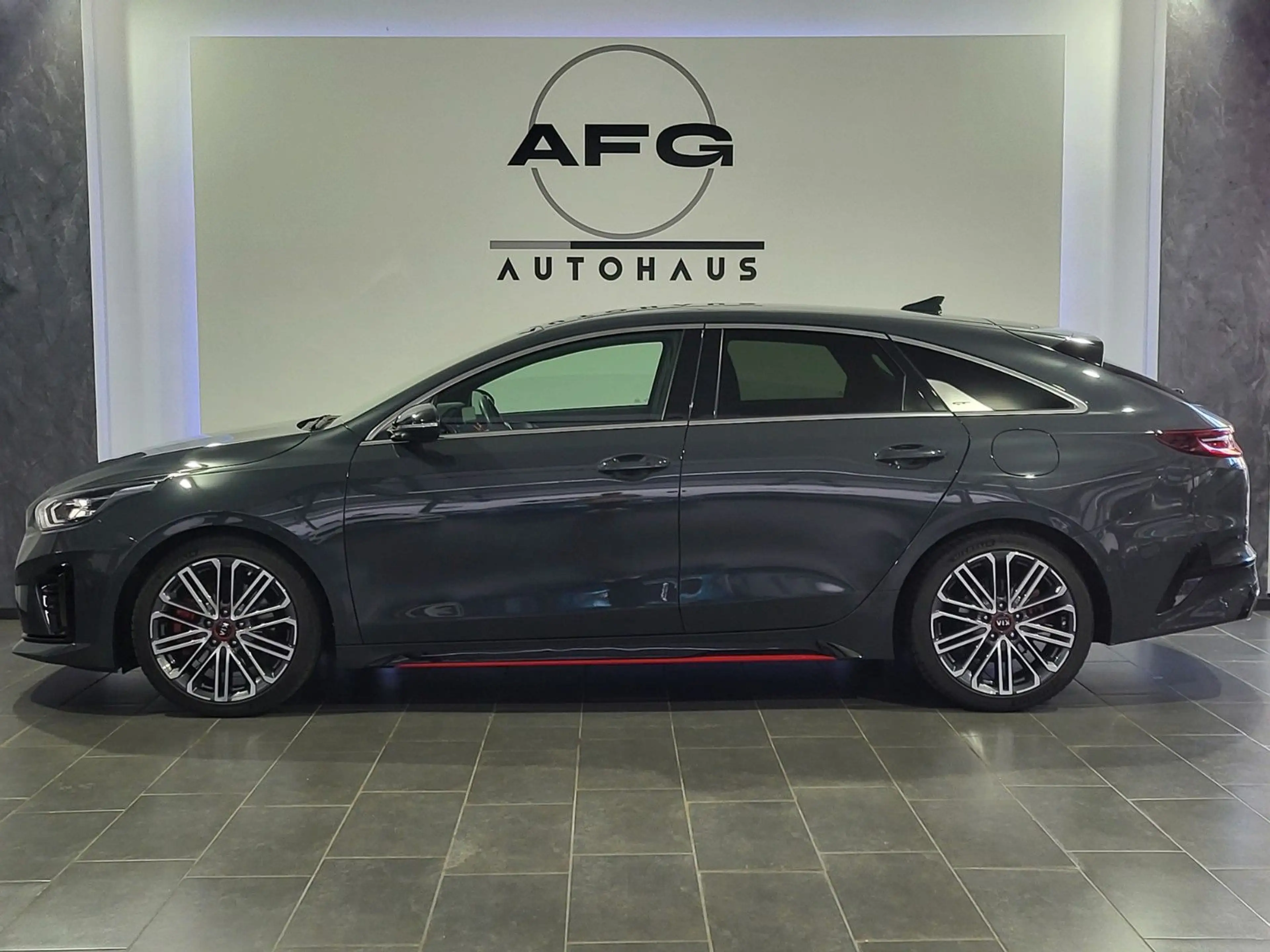 Kia ProCeed / pro_cee'd ProCeed GT*LHZ*SHZ*CARPLAY* — photo 8