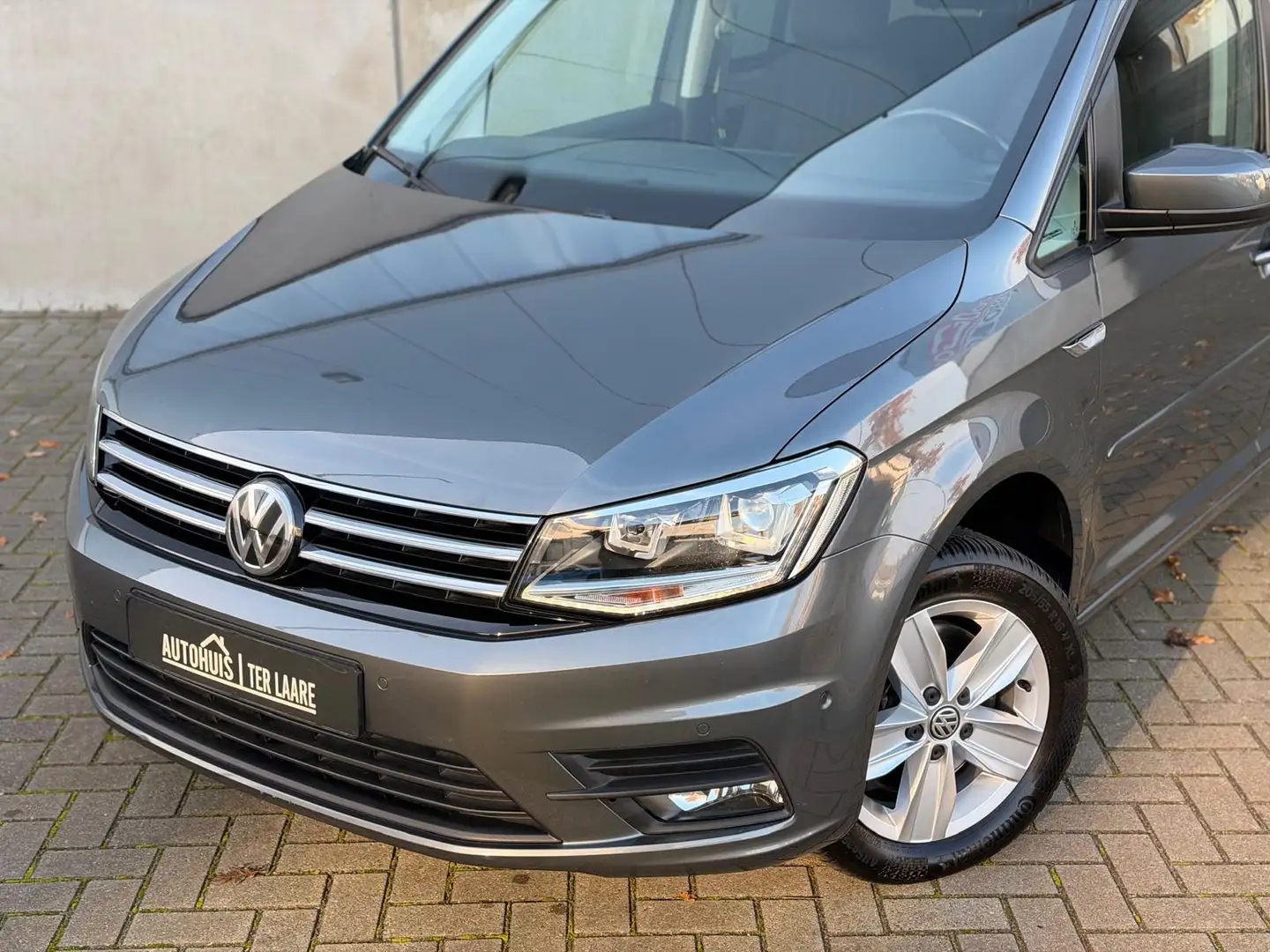 Volkswagen Caddy Maxi 1.4 TSI 7P BTW Navi CarPlay Clima Trekhaak AC Grau - 2