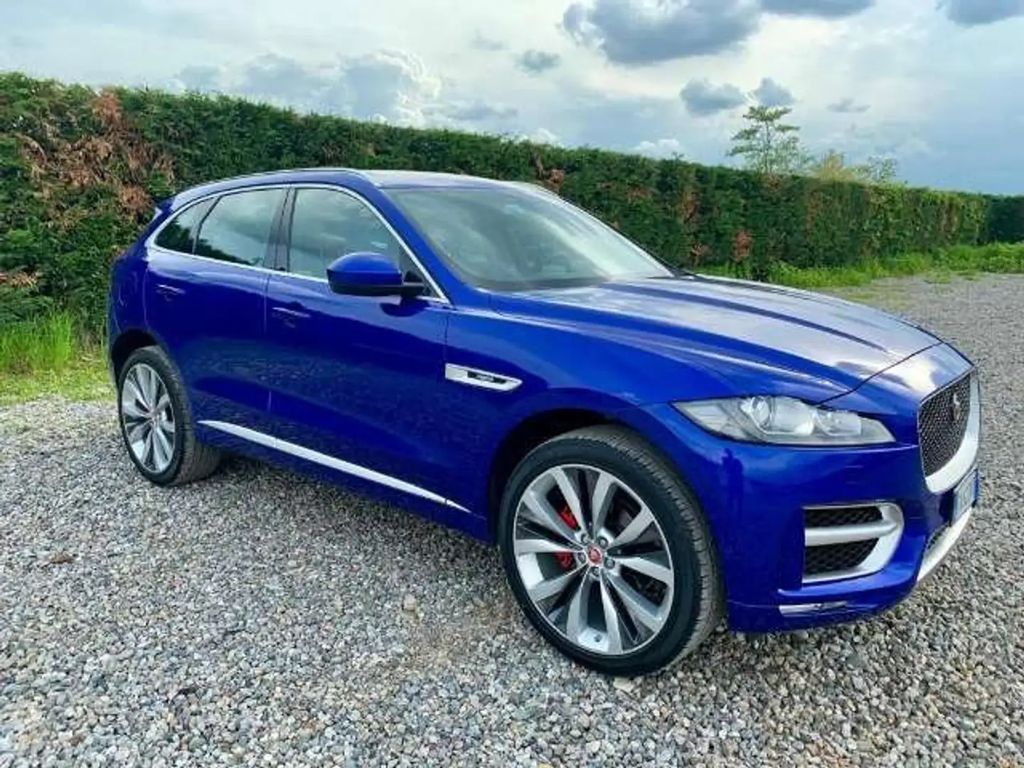 Jaguar F-Pace F-Pace 2.0d i4 R-Sport awd 240cv auto my18 - 1