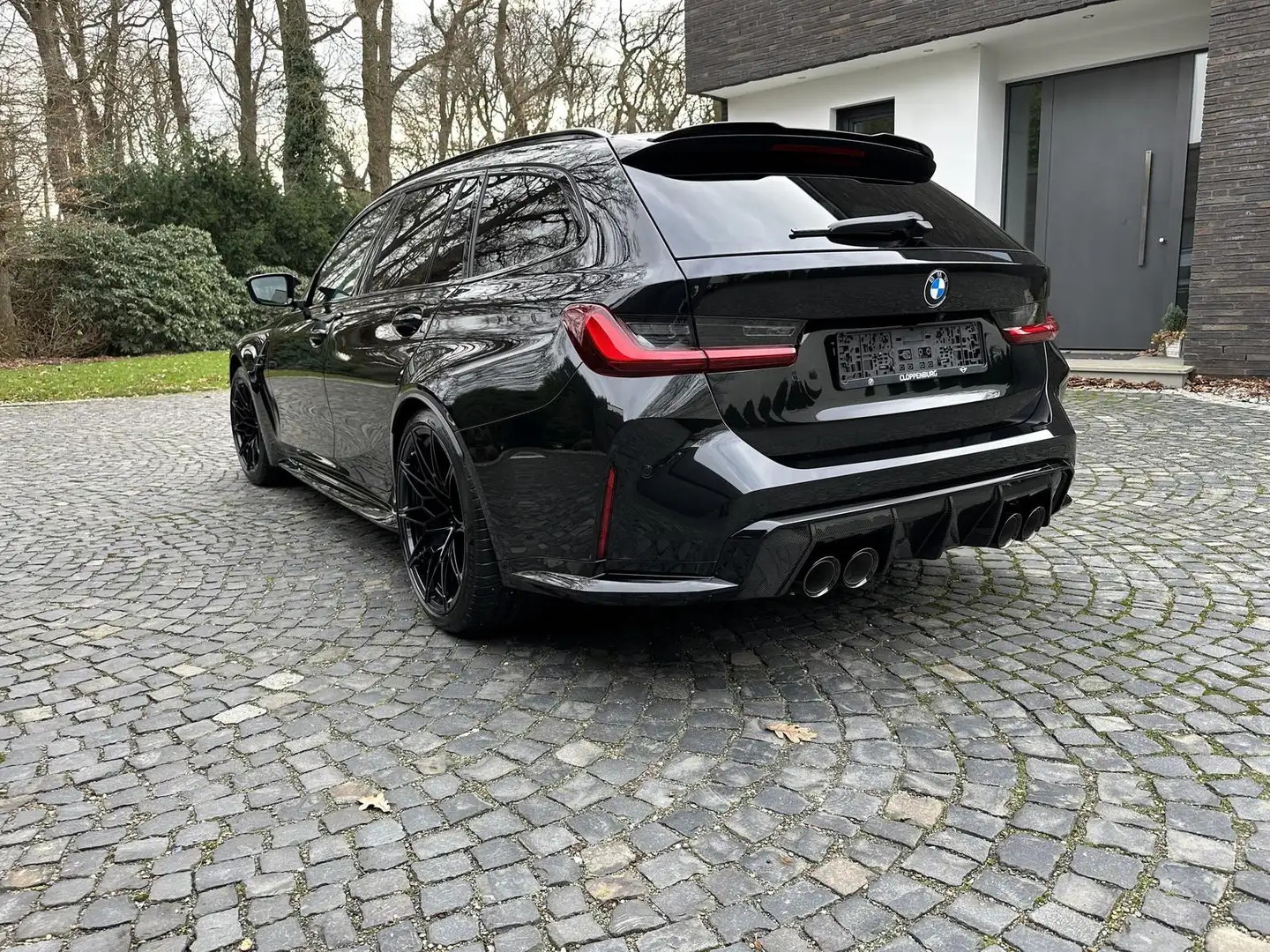 BMW M3 Competition Touring *STOCK*Verfügbar*M Carbon Negro - 2
