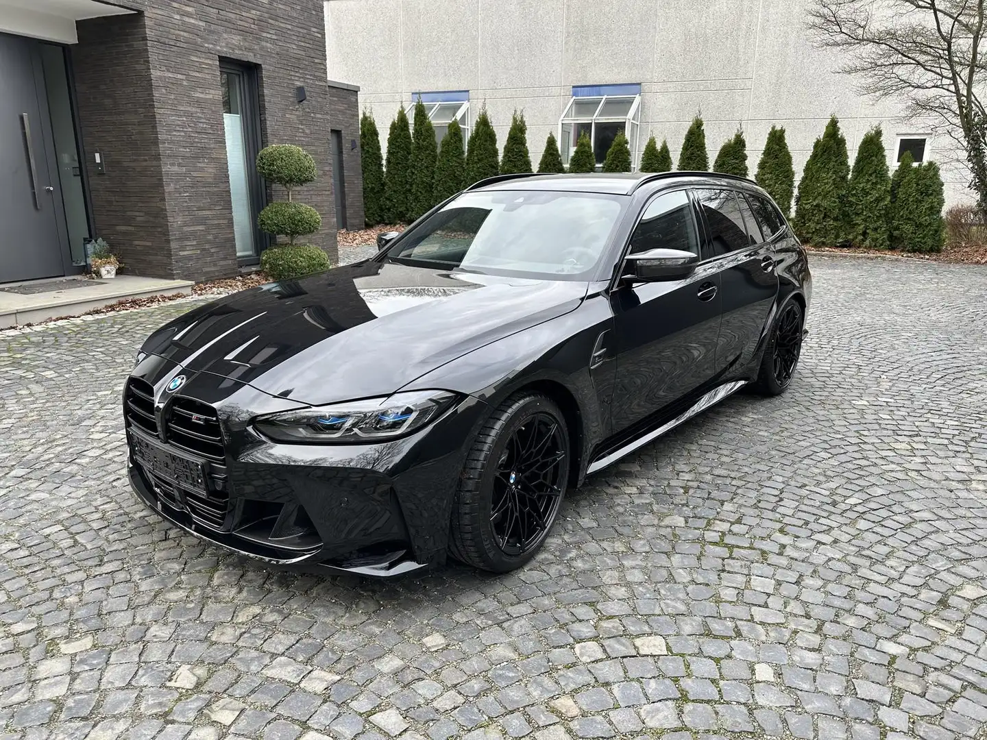 BMW M3 Competition Touring *STOCK*Verfügbar*M Carbon Zwart - 1