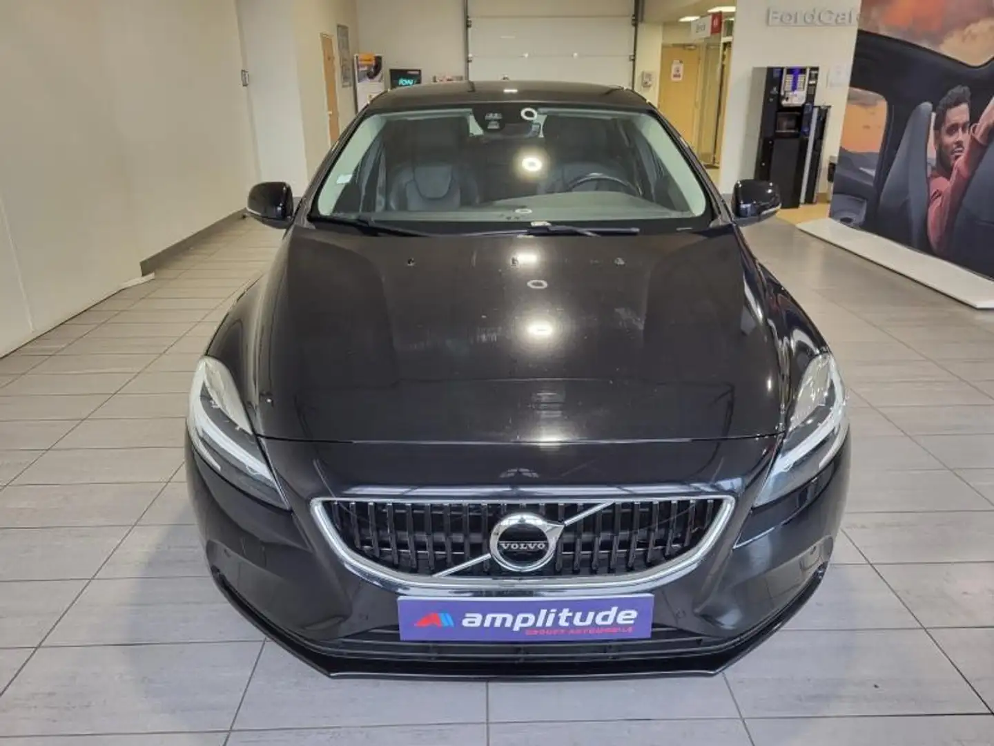 Volvo V40 T2 122ch Signature Edition Geartronic - 2