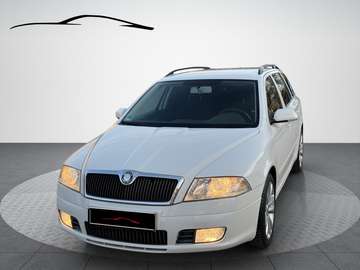 Sport Edition / Ahk / Klima / Tempomat / Pdc