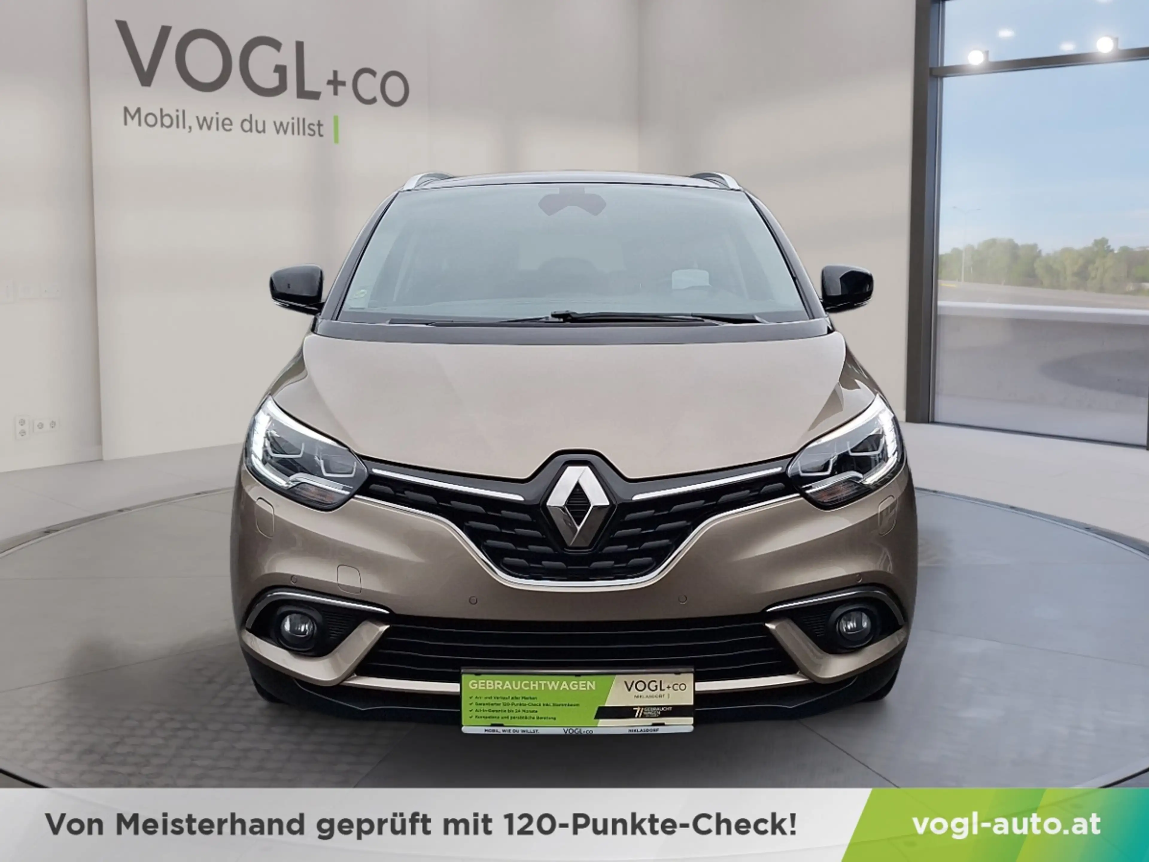 Renault Grand Scenic Bose dCi 130PS — photo 6
