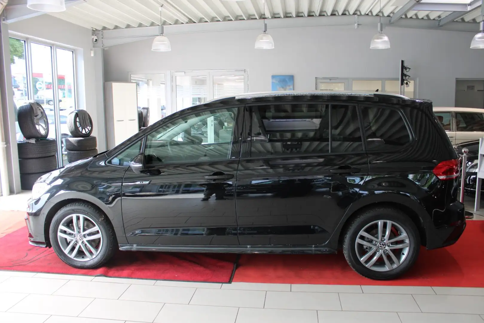 Volkswagen Touran 2.0 TDI Highline/R-LINE BMT 7 Sitzer*PANORAMA Noir - 2