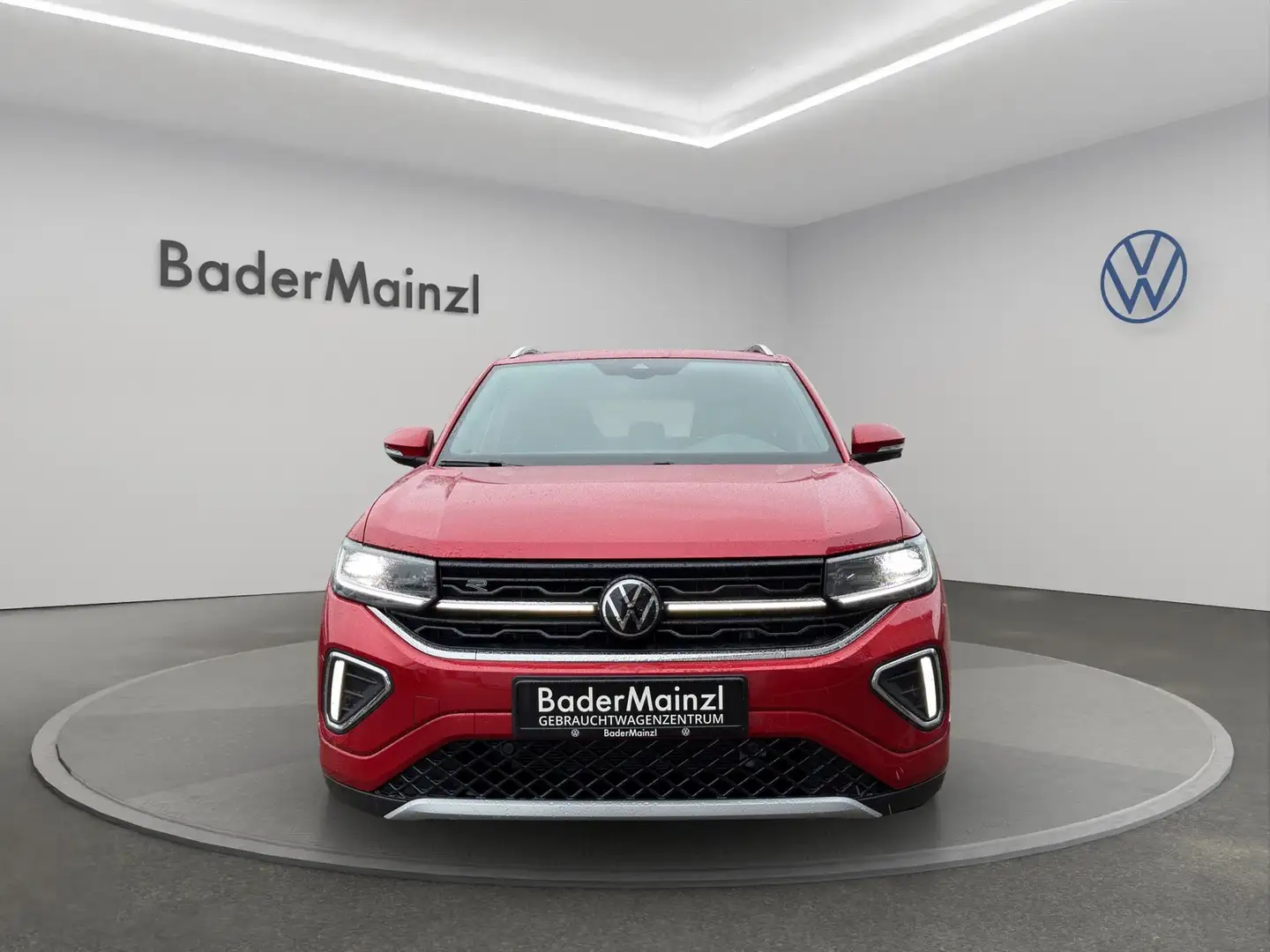 Volkswagen T-Cross 1.0 TSI R Line DSG IQ.Matrix RFK AHK AmbL Rot - 2