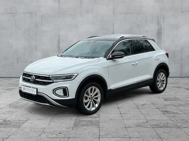 Volkswagen T-Roc view 2