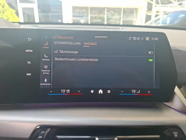 BMW X1 view 13