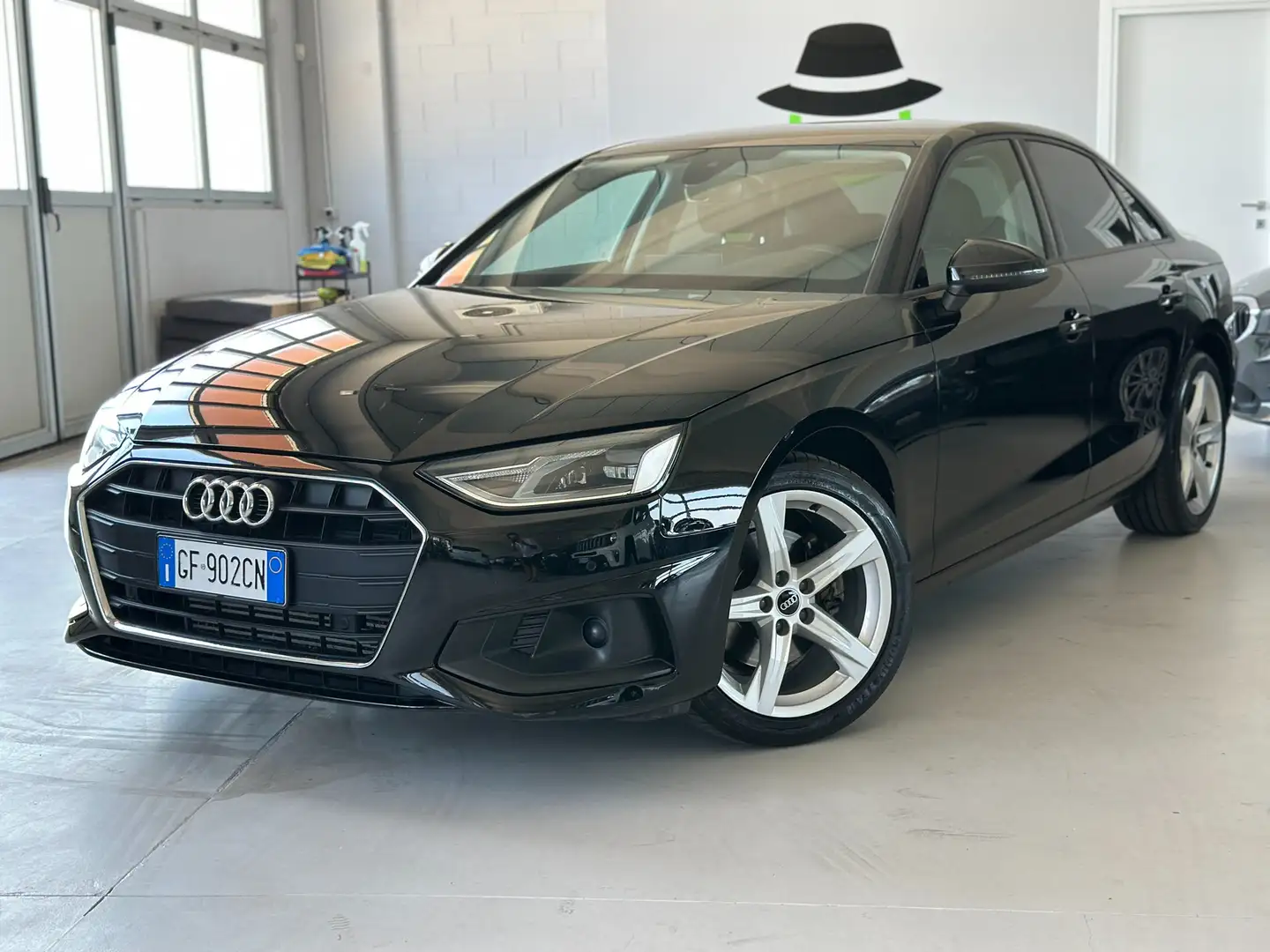Audi A4 Berlina 35 2.0 MHEV Business 150CV S-Tronic Fekete - 1