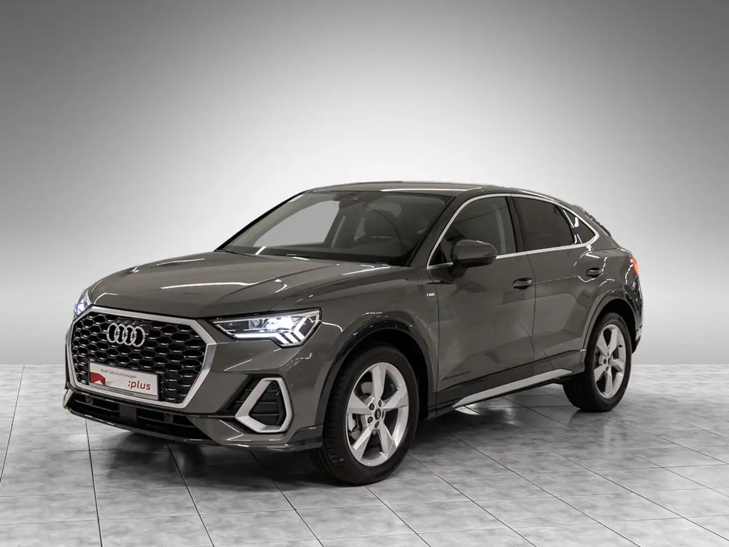 Audi Q3 S-line 35 TFSI S-Tronic Grau - 2