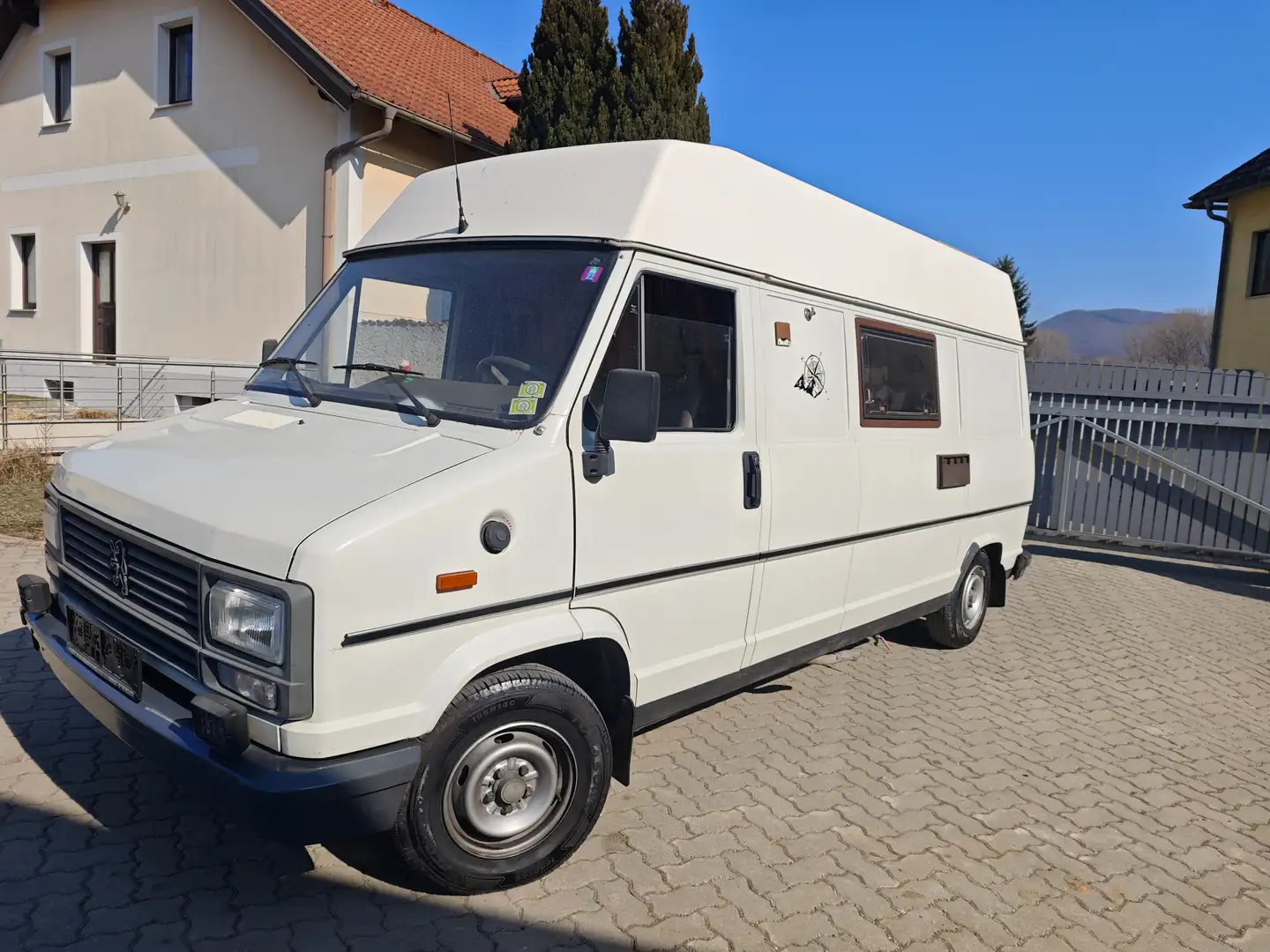 Peugeot J5 Wohnmobil Weiß - 1