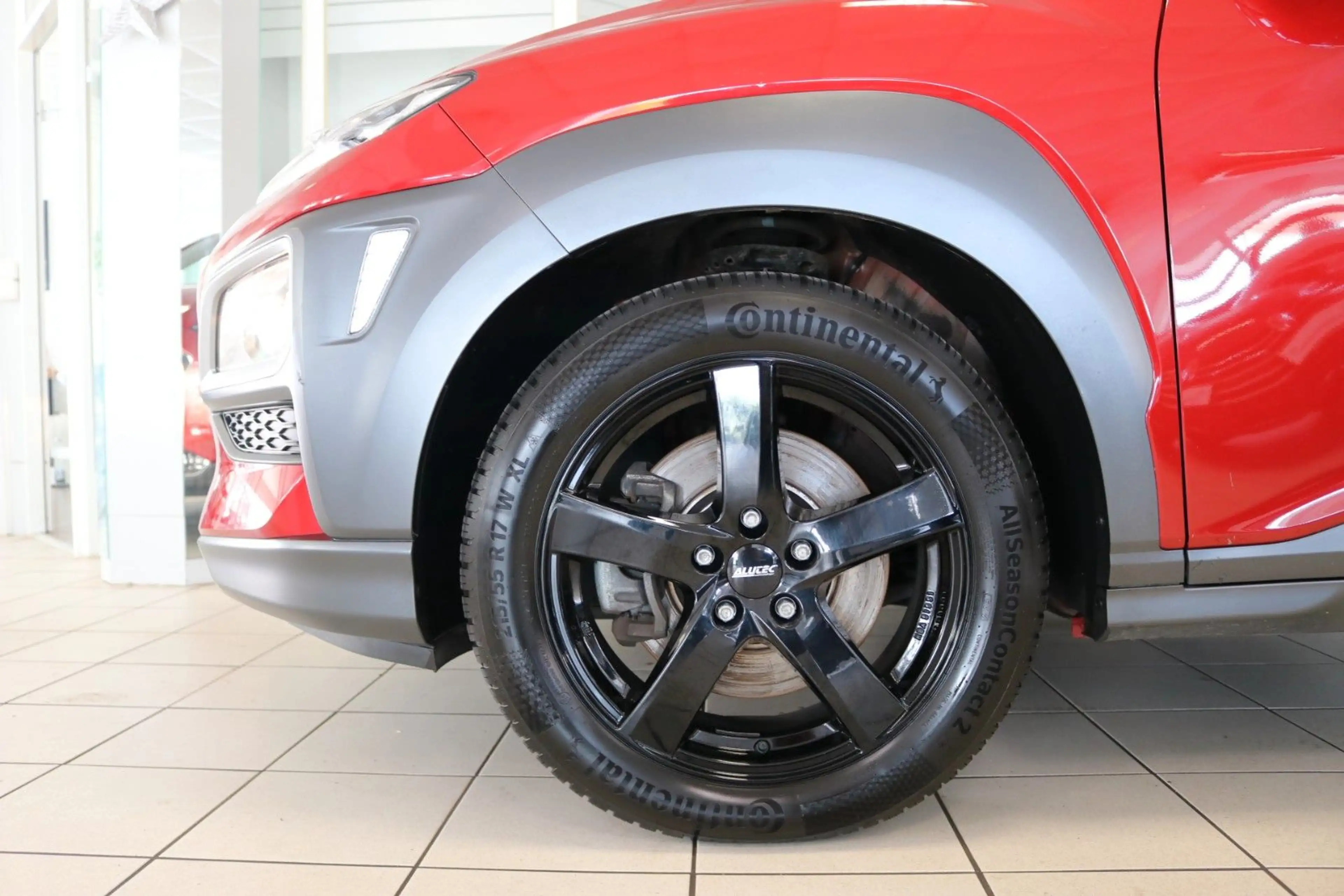 Hyundai KONA Style 2WD PDC Navi Kamera Tempomat DAB+ — photo 4