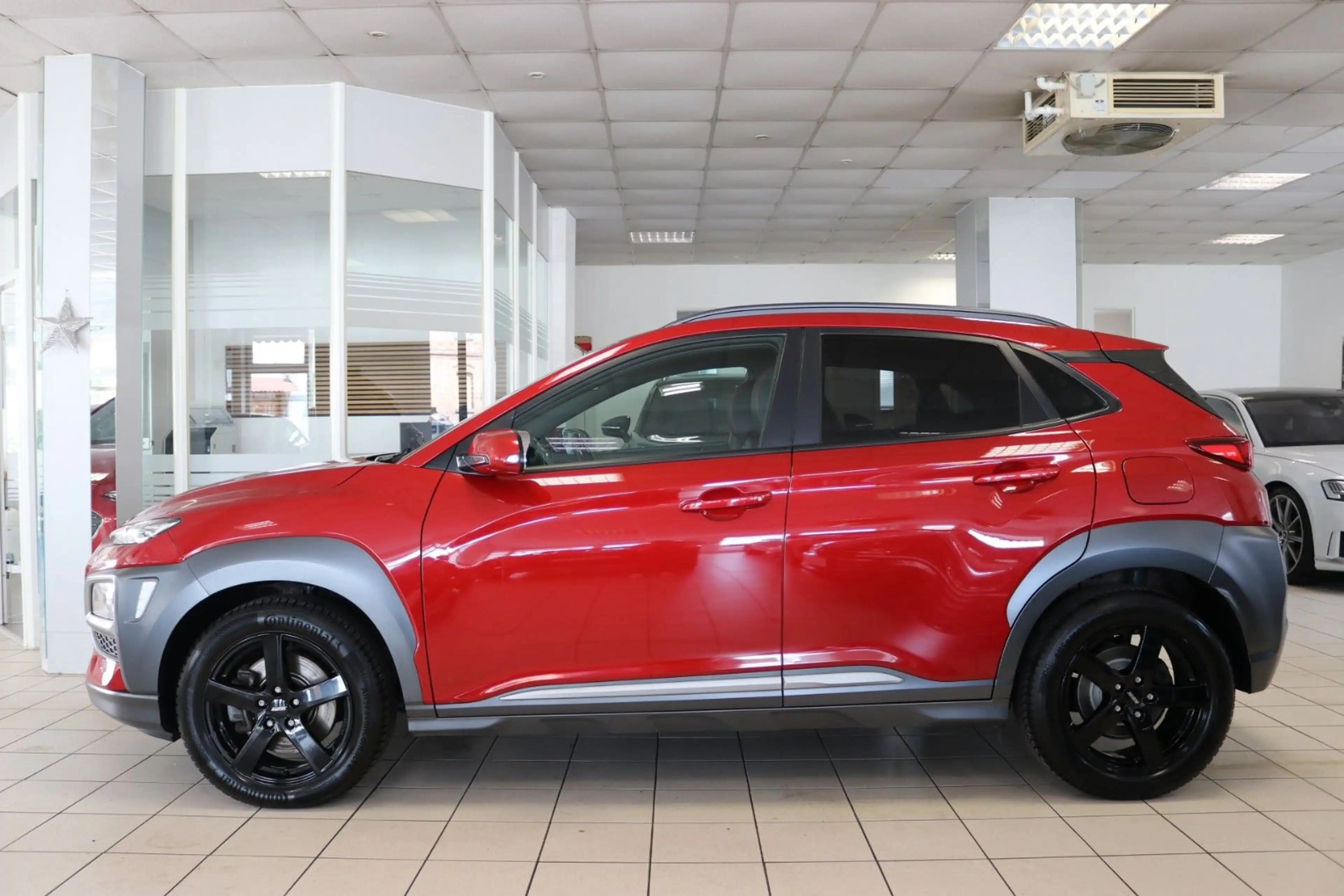 Hyundai KONA Style 2WD PDC Navi Kamera Tempomat DAB+ — photo 6