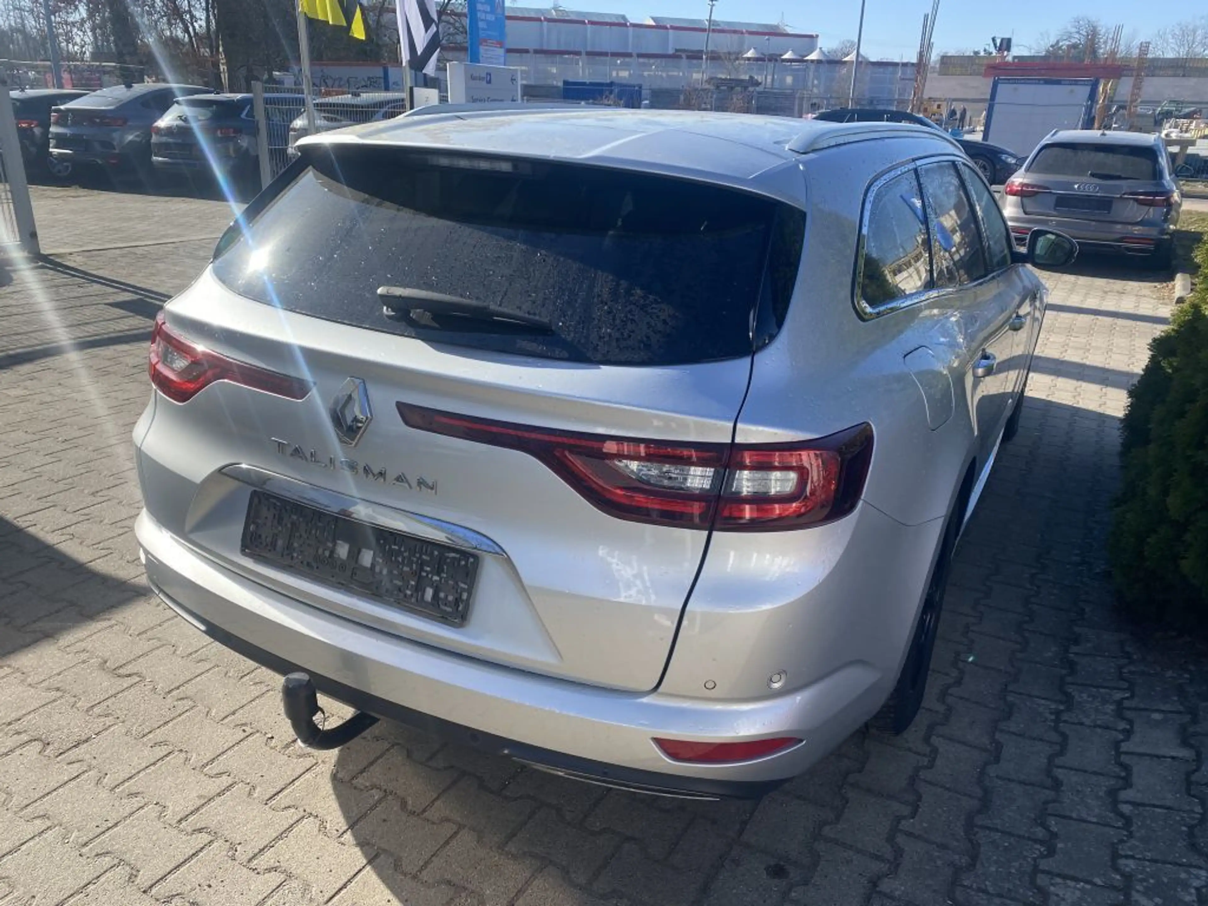 Renault Talisman Grandtour ENERGY TCe 200 — photo 4