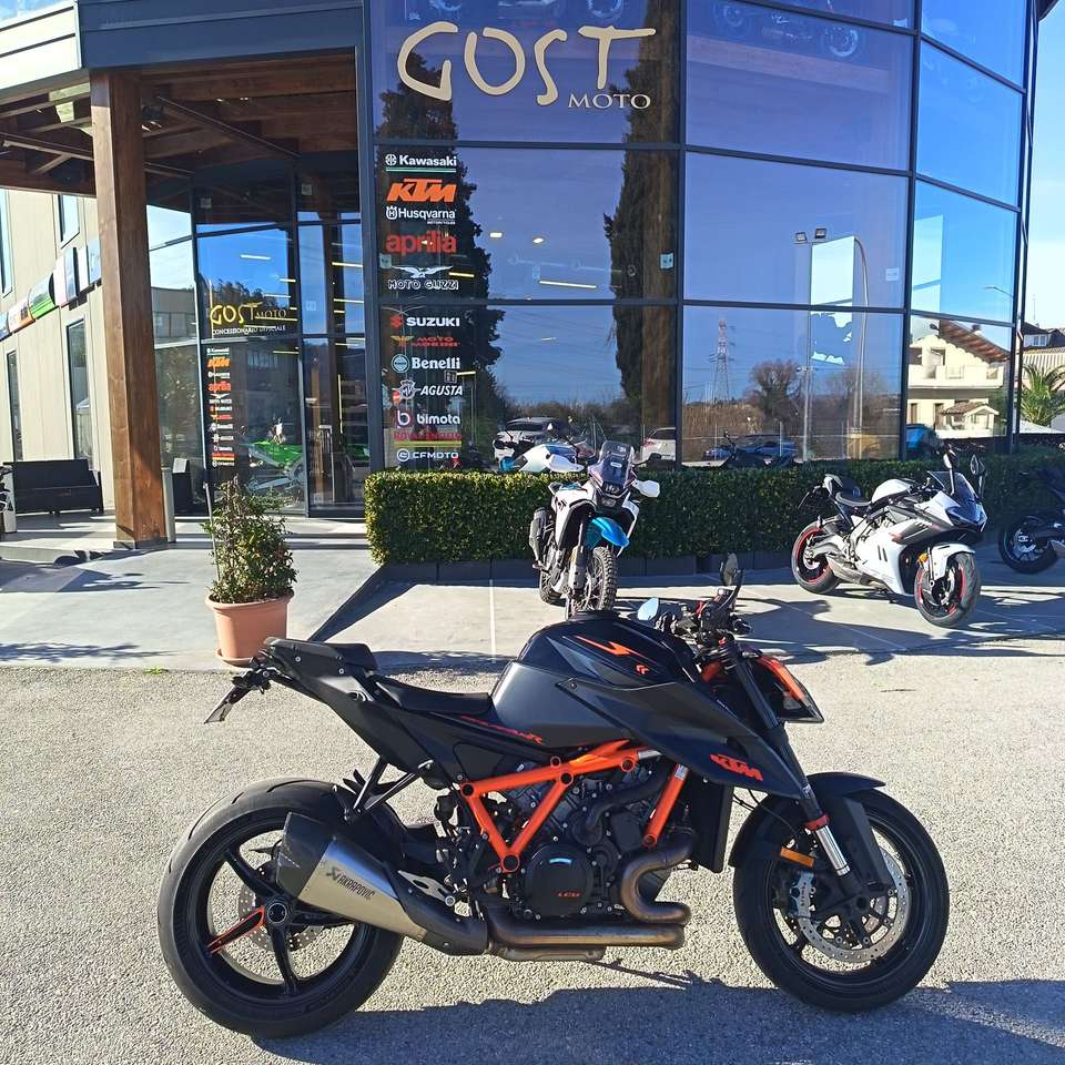 KTM 1290 Super Duke R 1290 super duke r