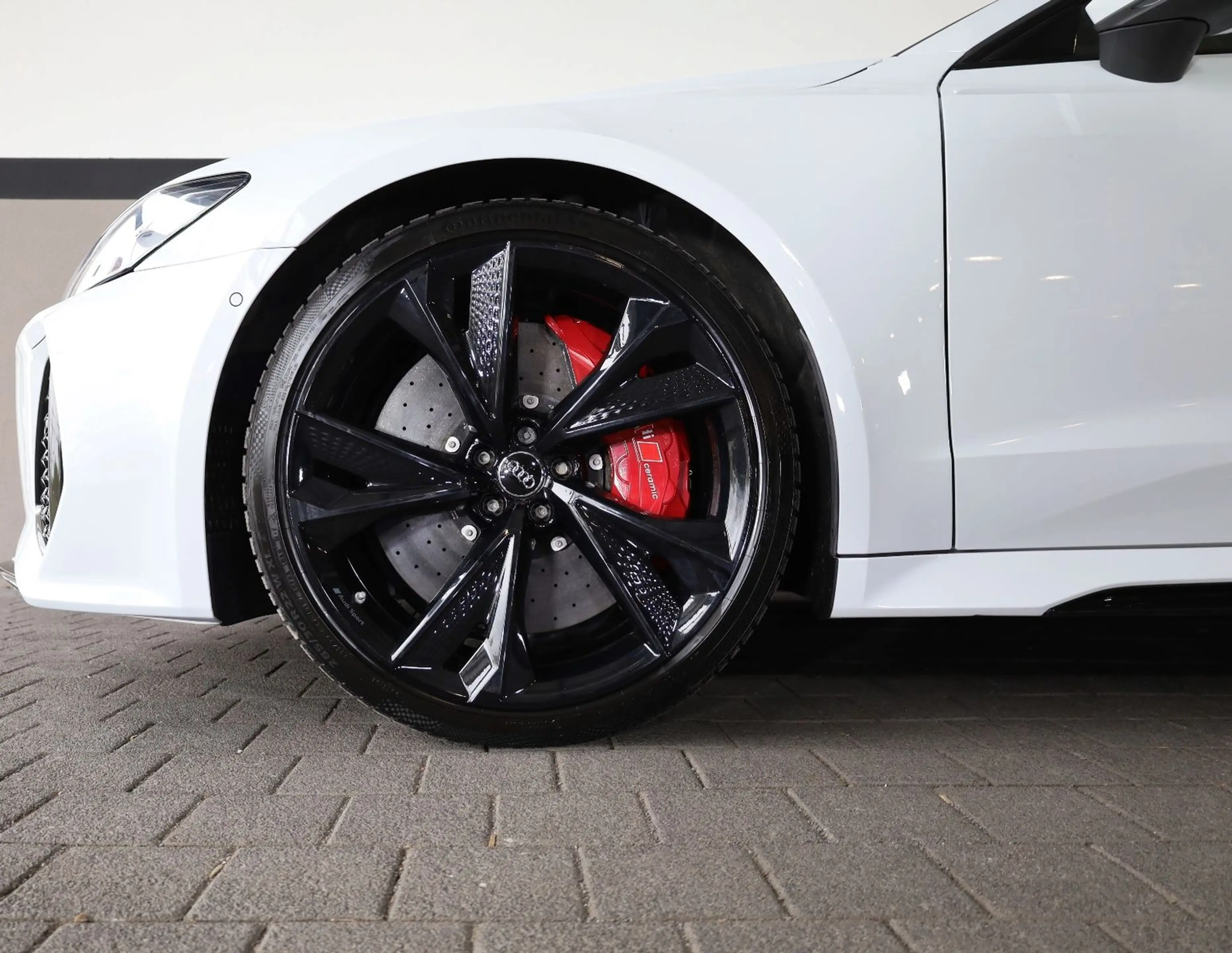 Audi RS7 Sportback 4.0 TFSI quattro/360*/Keramik/R22 — photo 4
