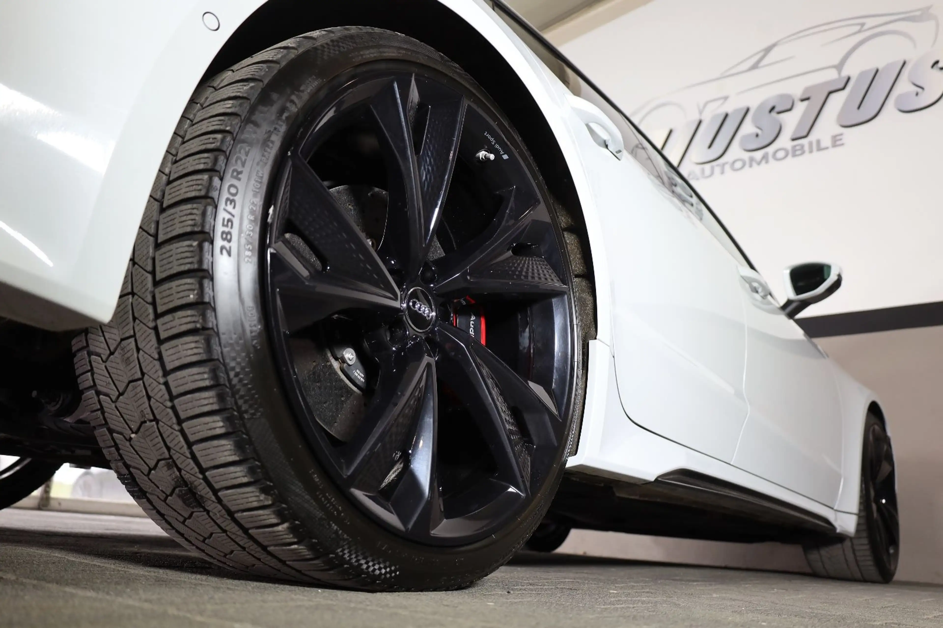 Audi RS7 Sportback 4.0 TFSI quattro/360*/Keramik/R22 — photo 7