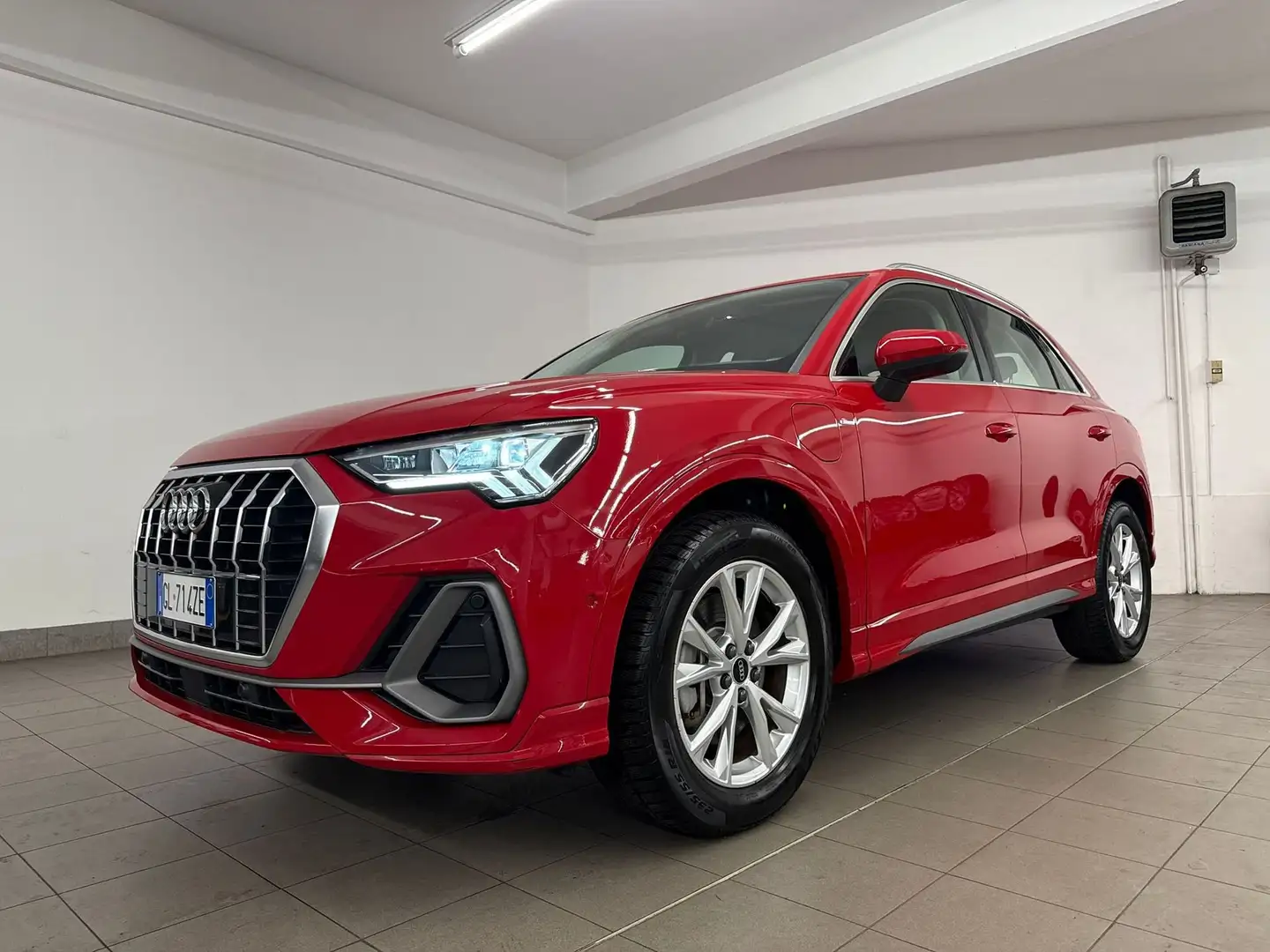 Audi Q3 45TFSI eS tronic anche a304€ Rouge - 2