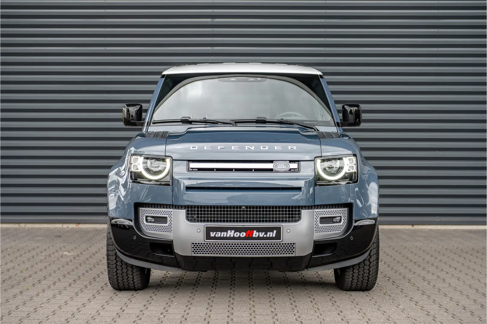 Land Rover Defender 110 3.0 D200 110 S County Edition Commercial - Tre Blauw - 2
