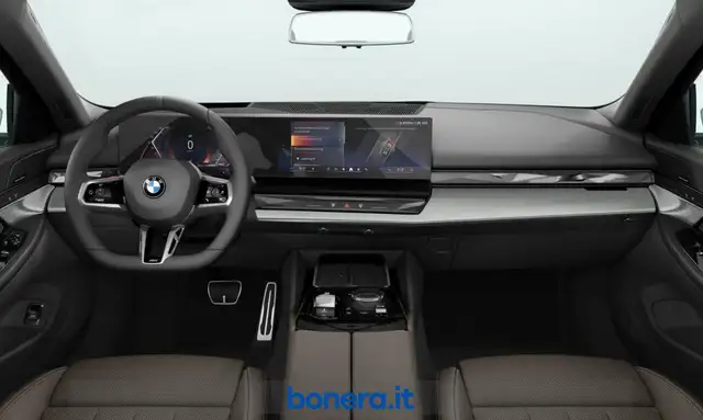 BMW 5 Series view 3