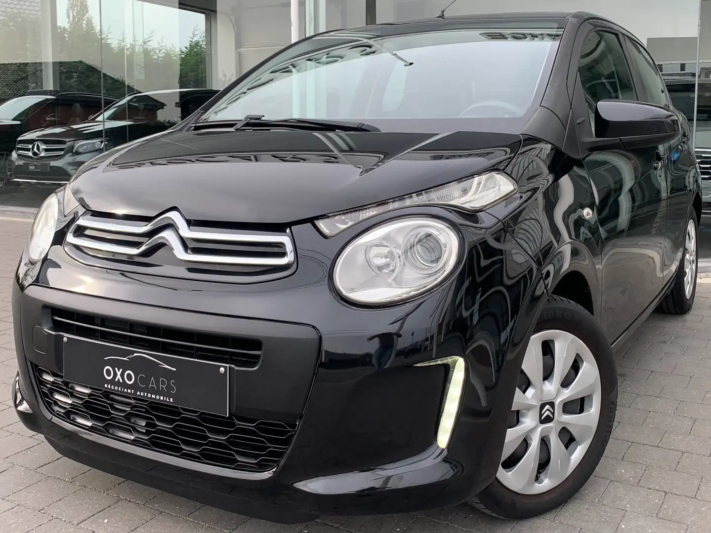 Citroen C1 1.2i Essence / 5 Portes / Cruise / USB / GARANTIE Zwart - 1