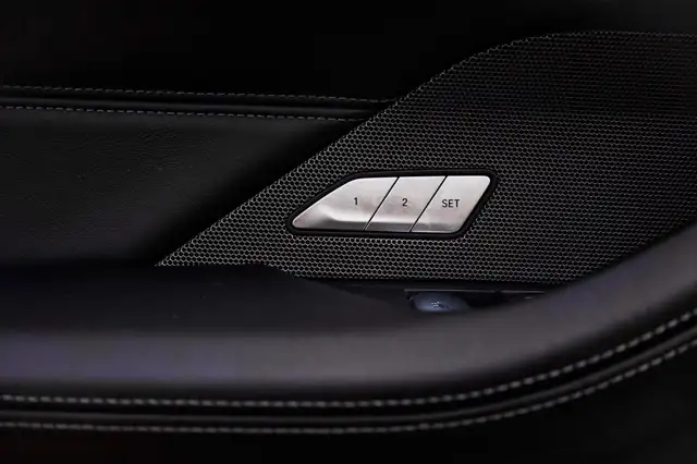 BMW M4 view 14