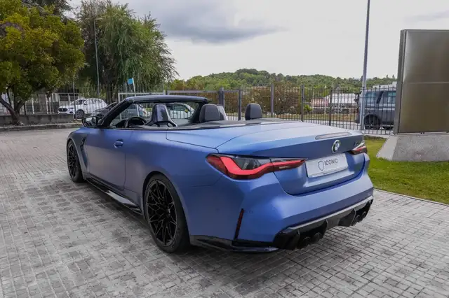 BMW M4 view 10