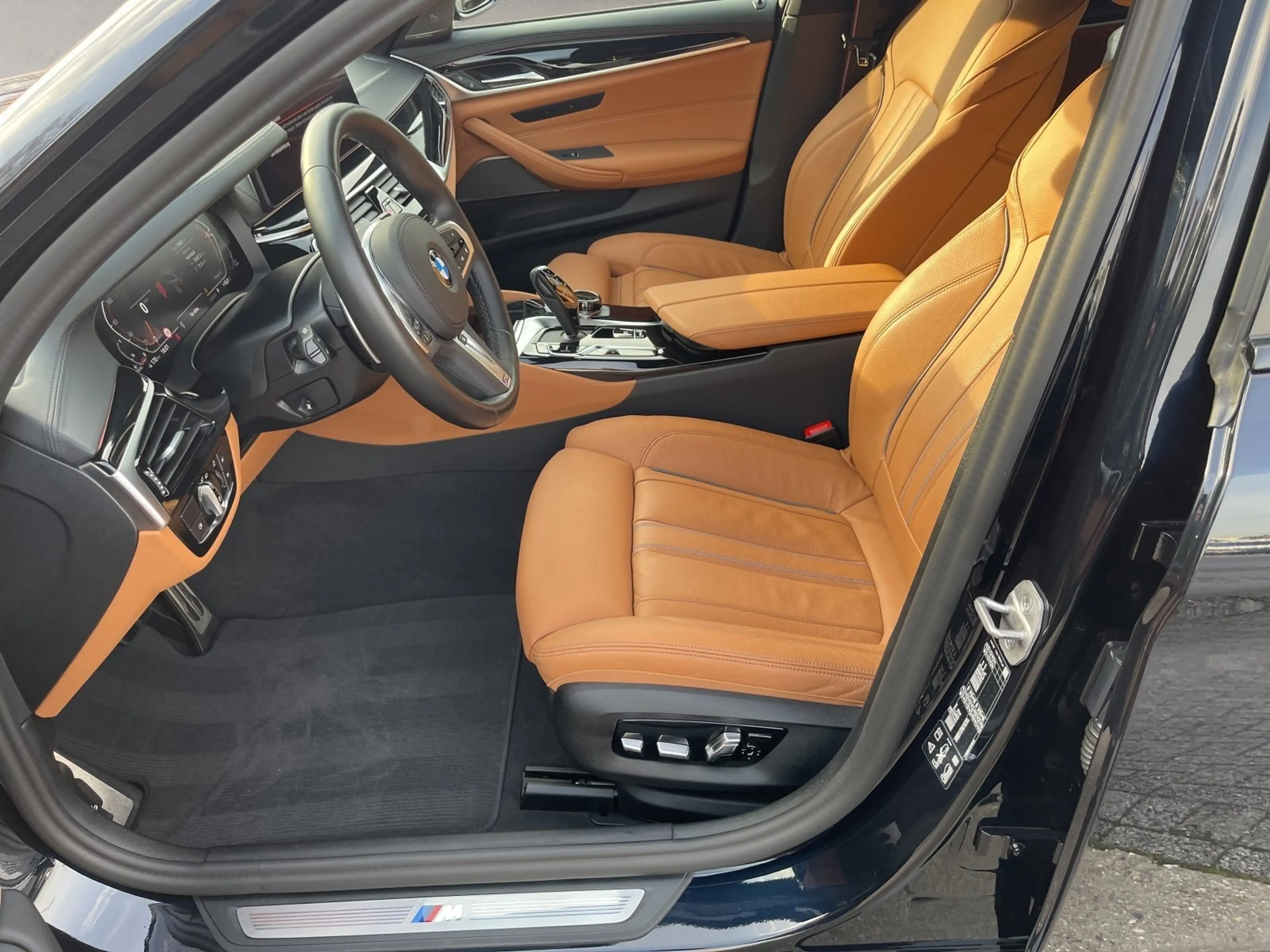BMW 540 d xDrive Touring M Sport + 2Jahre-BPS.-GARANTIE — photo 11