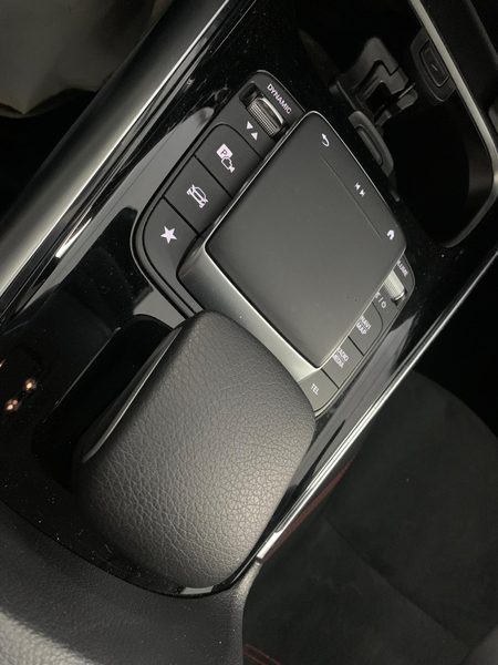Mercedes-Benz GLA 220 d 4M 2x AMG LED 19" DigTacho Kam AHK — photo 13