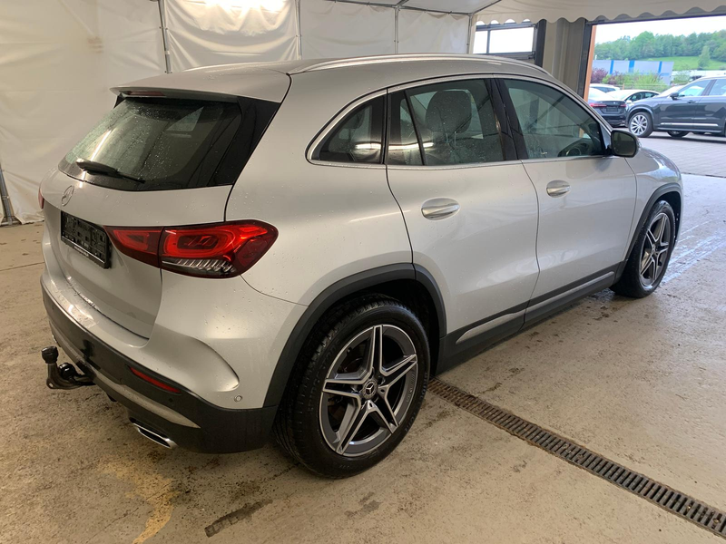 Mercedes-Benz GLA 220 d 4M 2x AMG LED 19" DigTacho Kam AHK — photo 6