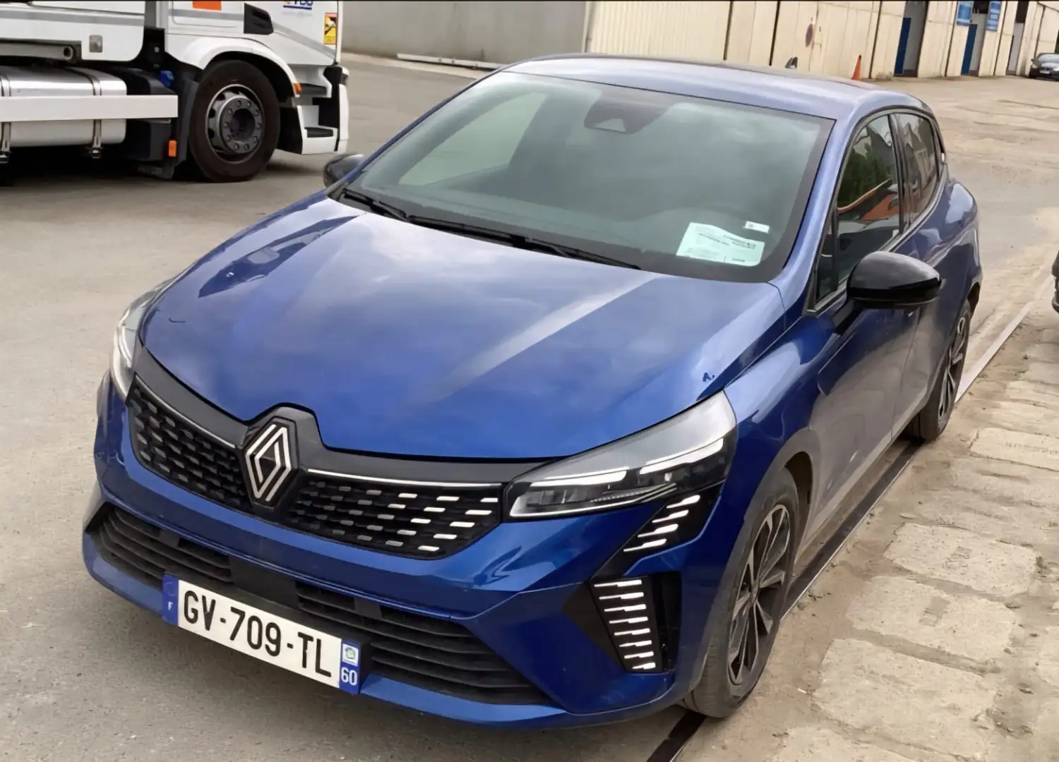 Renault Clio TCe 90 Techno - 1