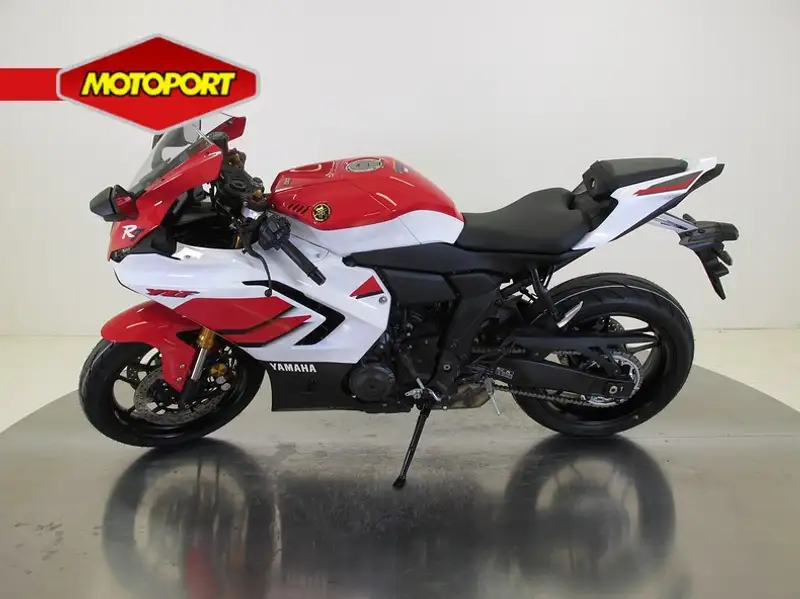Yamaha YZF-R7 - foto 5
