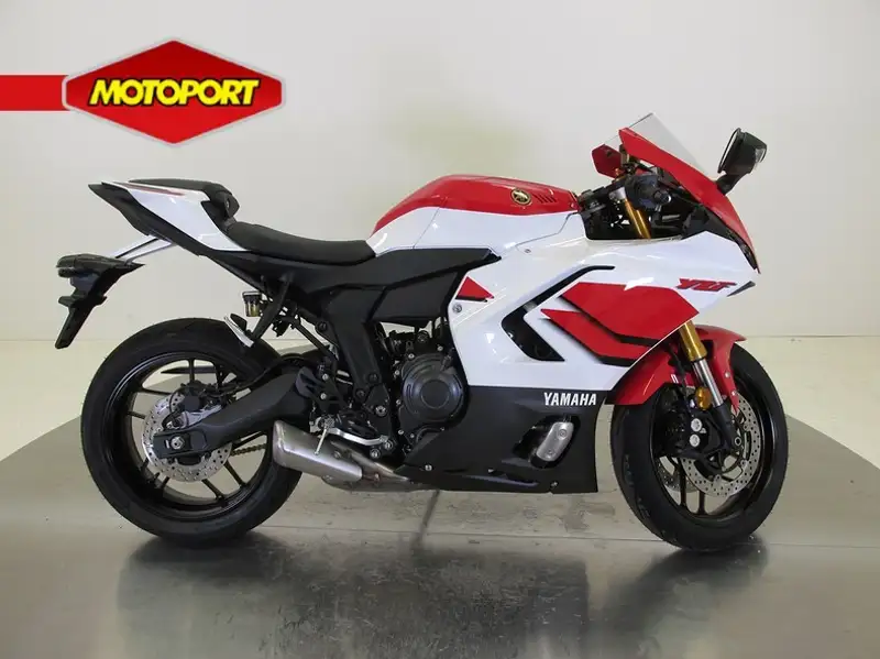 Yamaha YZF-R7