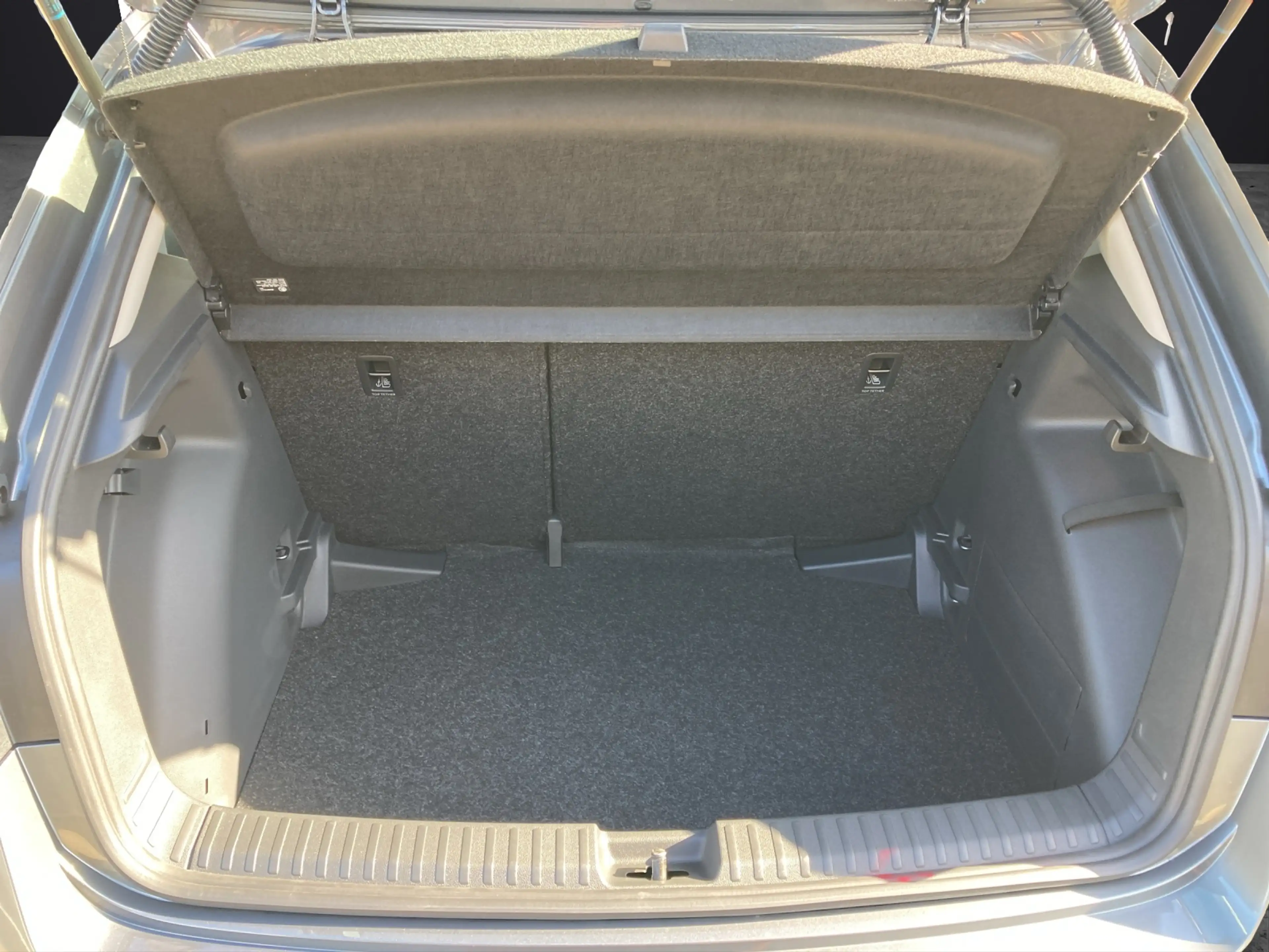 Skoda Fabia TSI Essence LED virtCockpit Klima — photo 13