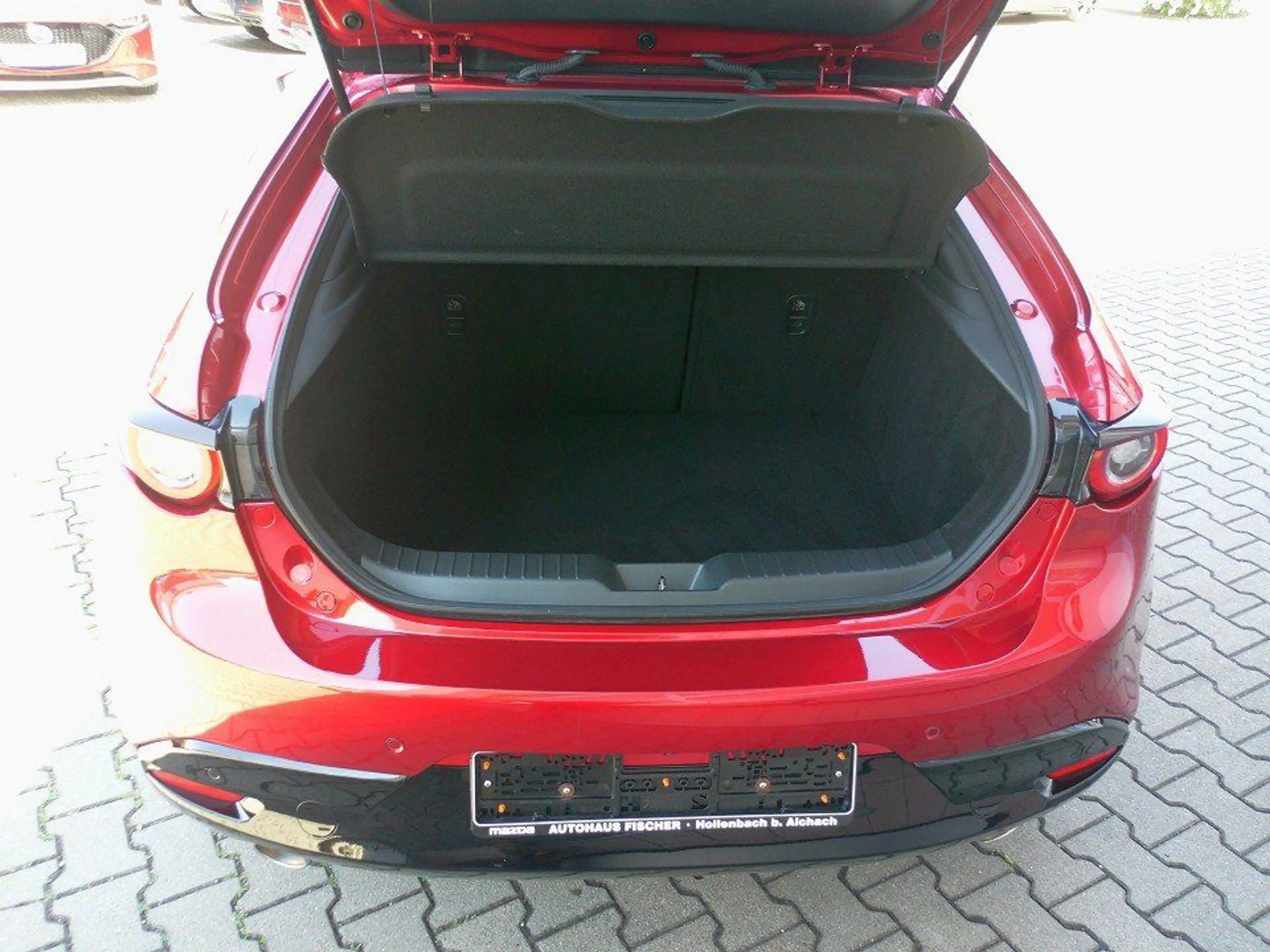 Mazda 3 SKYACTIV X 186 AT Exclusive BOSE/360°/HUD/WKR — photo 9
