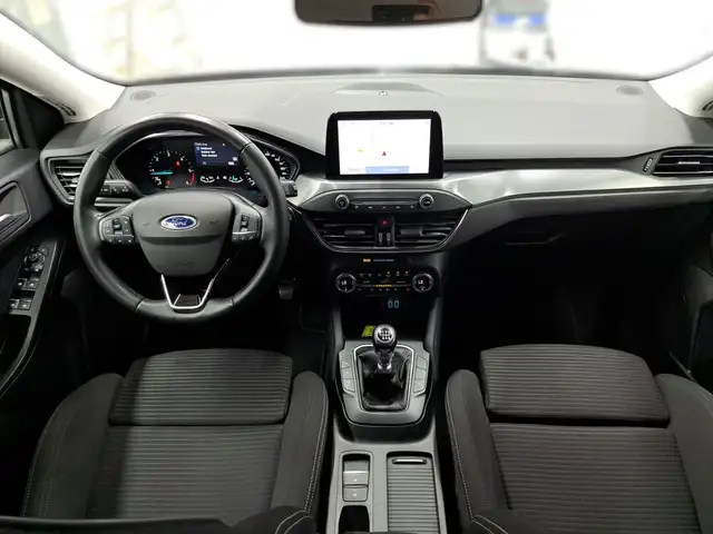 Ford Focus view 13